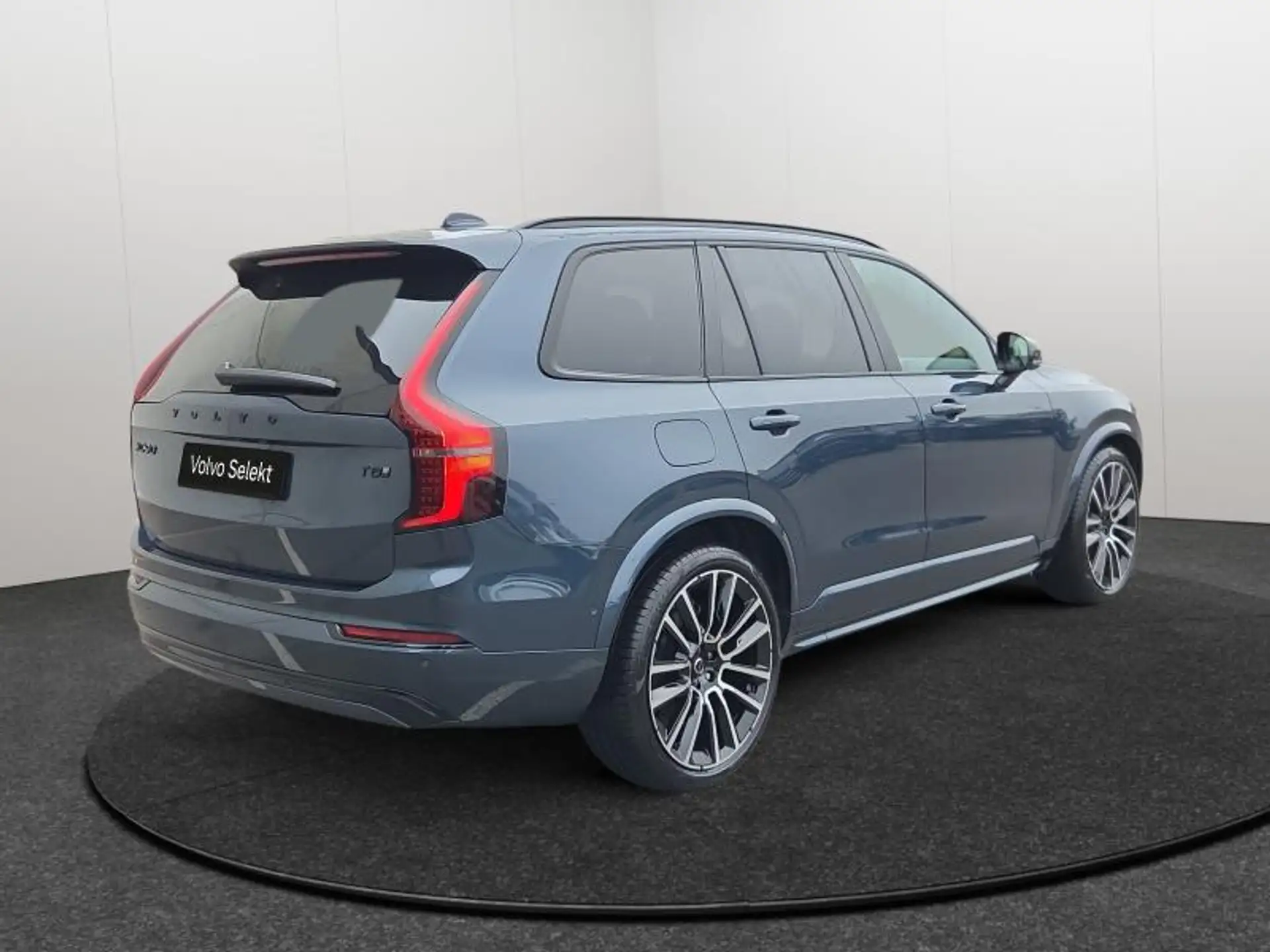 Volvo XC90 XC90 Plug-in Hybrid 2026 실버 사진 5