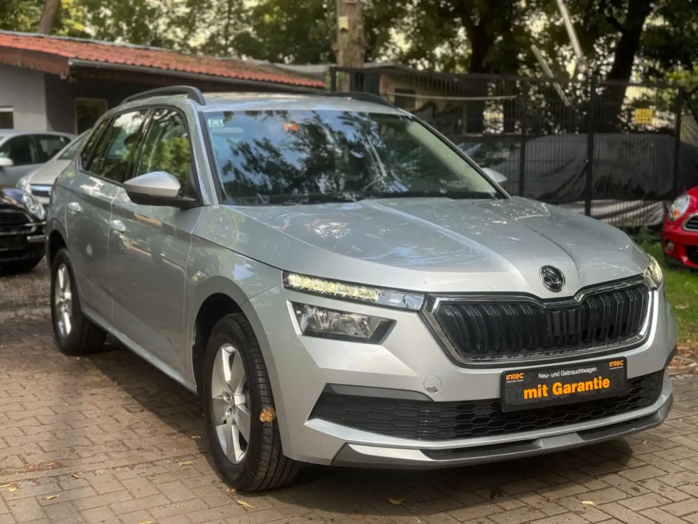 Skoda Kamiq 1.6 TDI DSG,LED Silber - 2