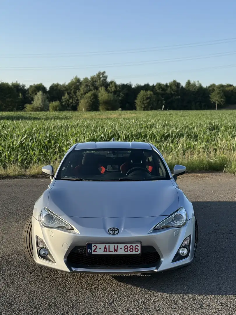 Toyota GT86 Automatik Zilver - 2