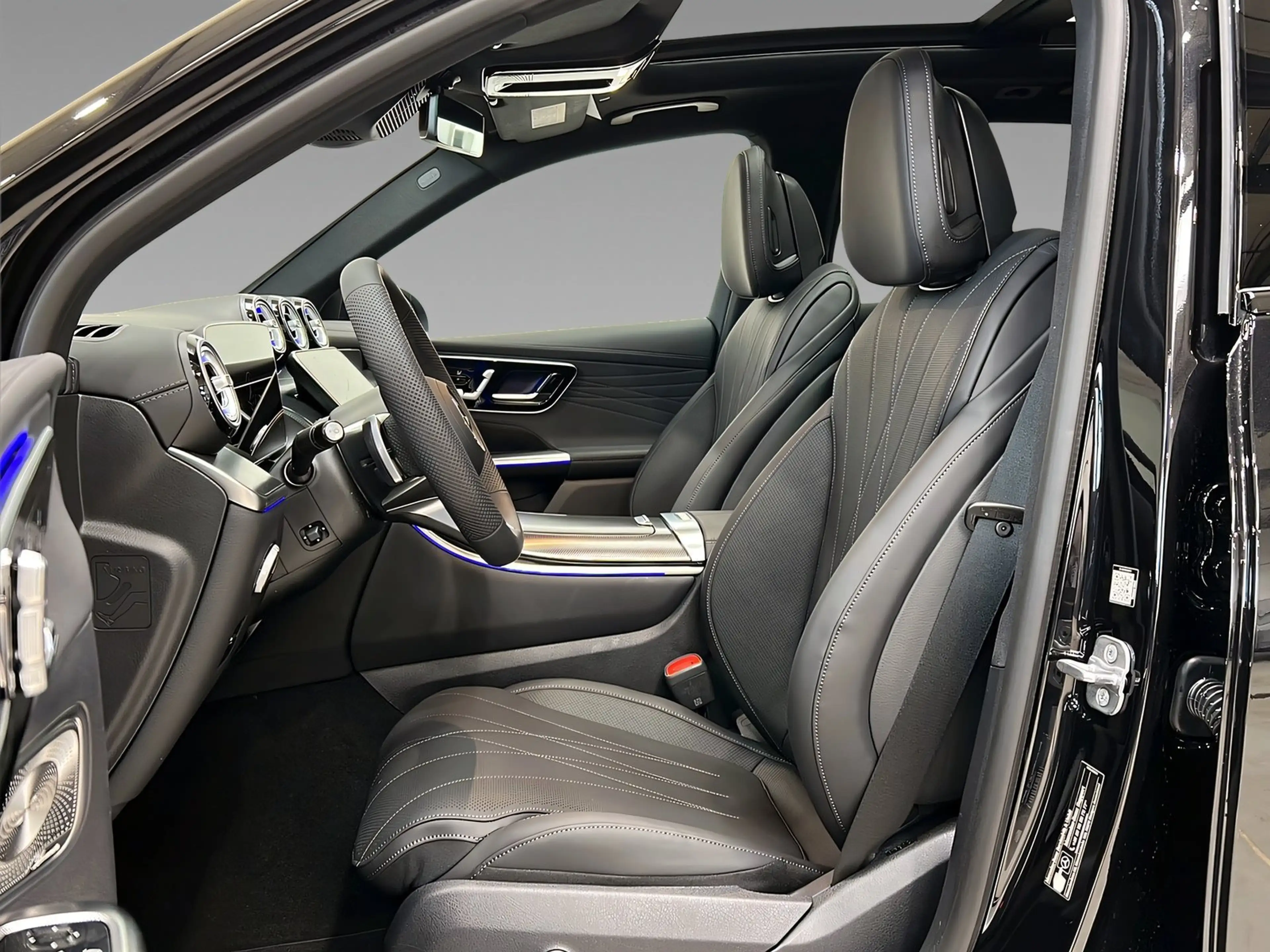 Mercedes-Benz GLC 450 d 4M AMG+DISTR+NIGHT+Burme+Memo+AHK+360° — photo 8