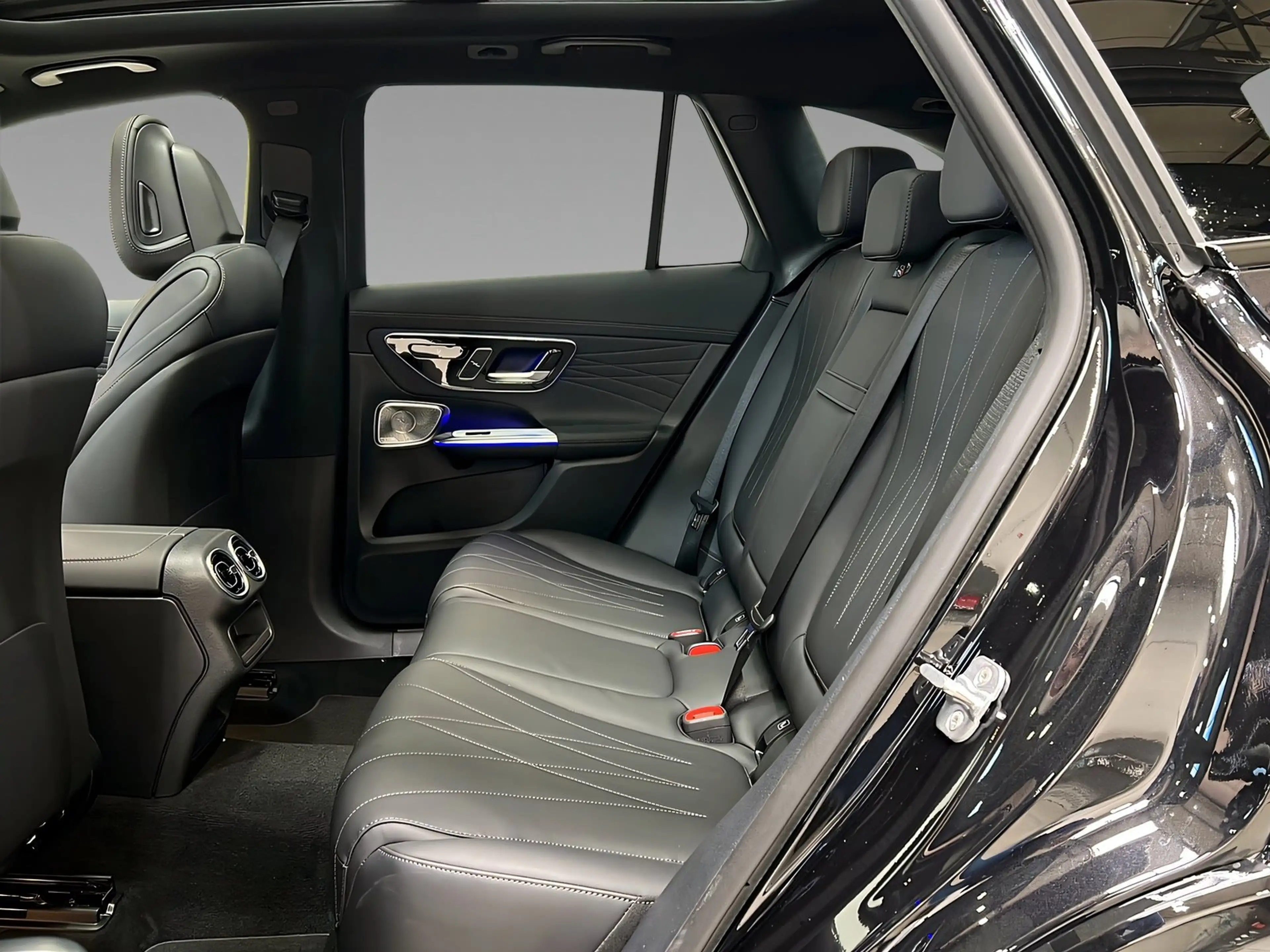 Mercedes-Benz GLC 450 d 4M AMG+DISTR+NIGHT+Burme+Memo+AHK+360° — photo 9