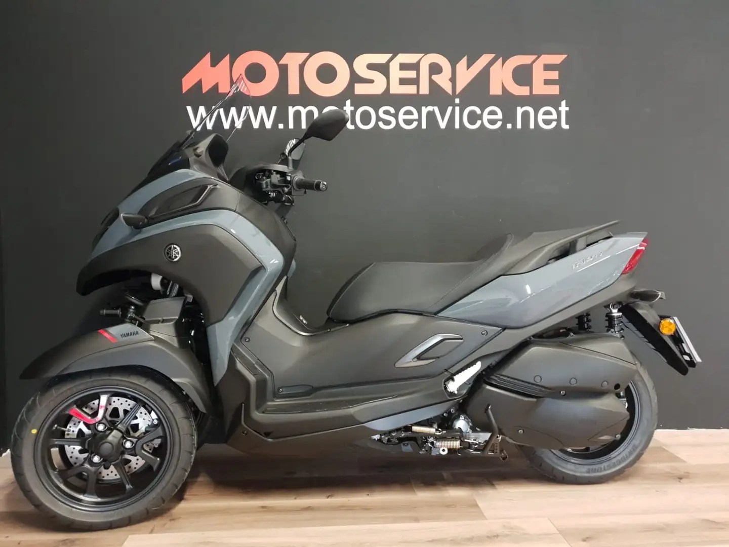 Yamaha TriCity Negru - 1