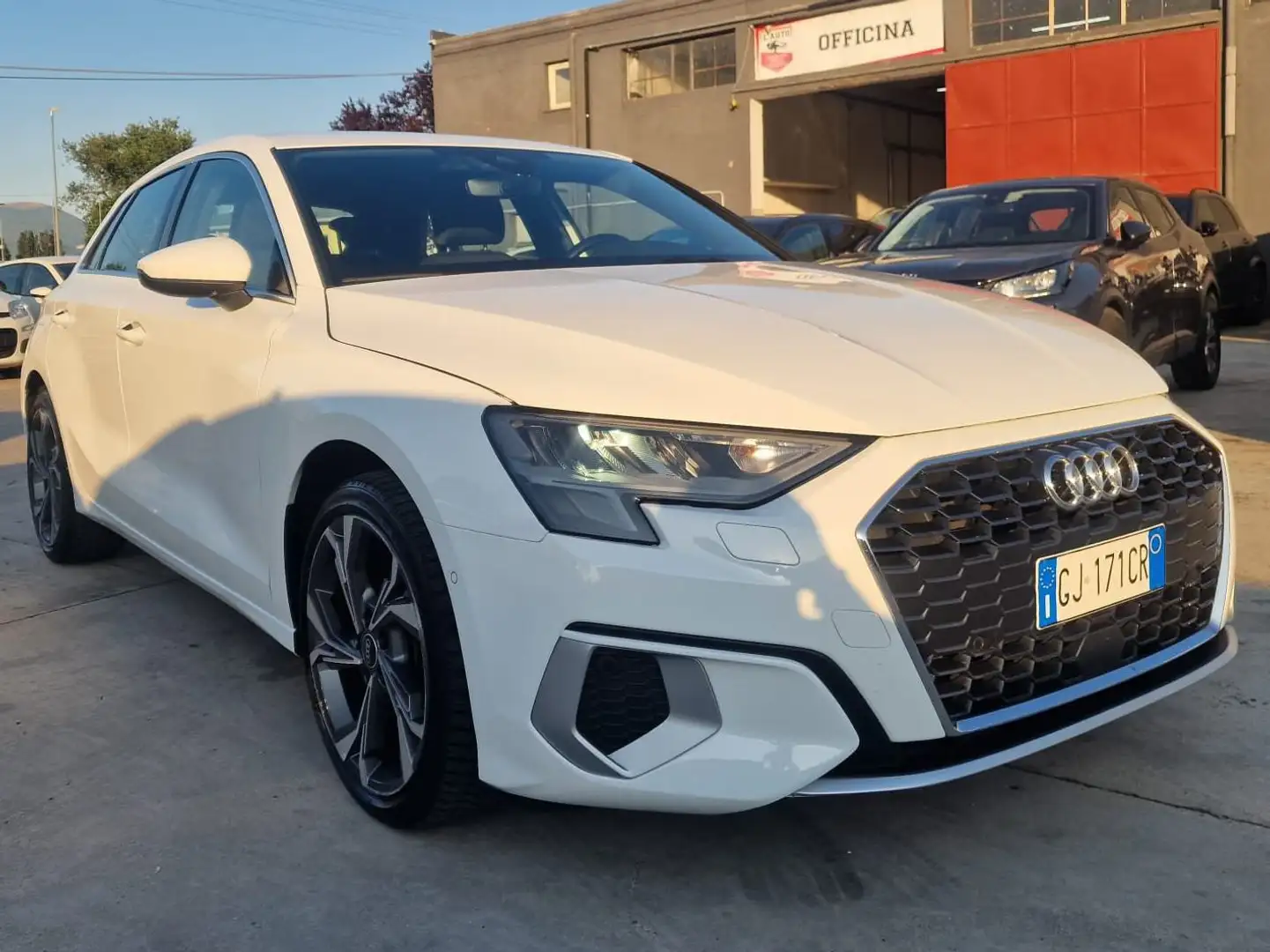 Audi A3 A3 IV 2020Sportback 30 2.0 tdi Business Advanced Bianco - 2