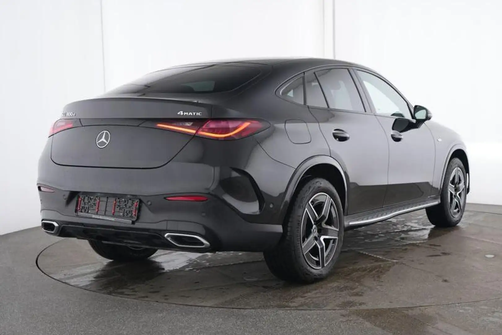 Mercedes-Benz GLC 300 GLC 300e Coupé Automaat 4MATIC AMG Line | Advanced Schwarz - 2