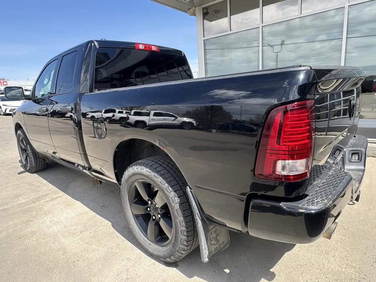 RAM 1500 снимка RAM 1500