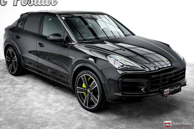 Porsche Cayenne Coupe Turbo S E-Hybrid PHEV Top Ausstattung / Ers Ansicht 9