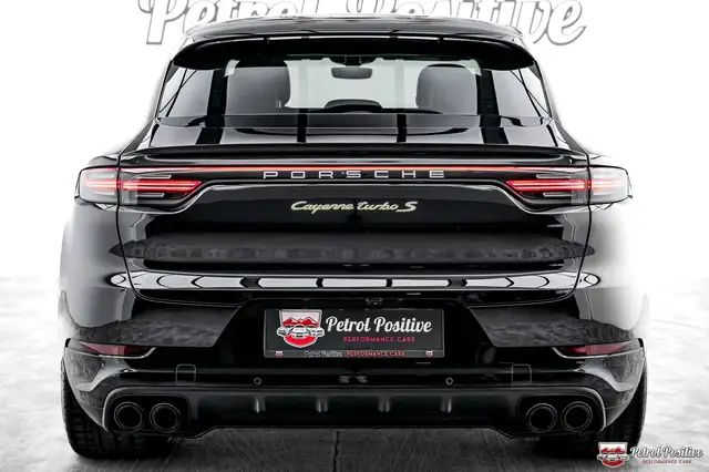 Porsche Cayenne Coupe Turbo S E-Hybrid PHEV Top Ausstattung / Ers Ansicht 22