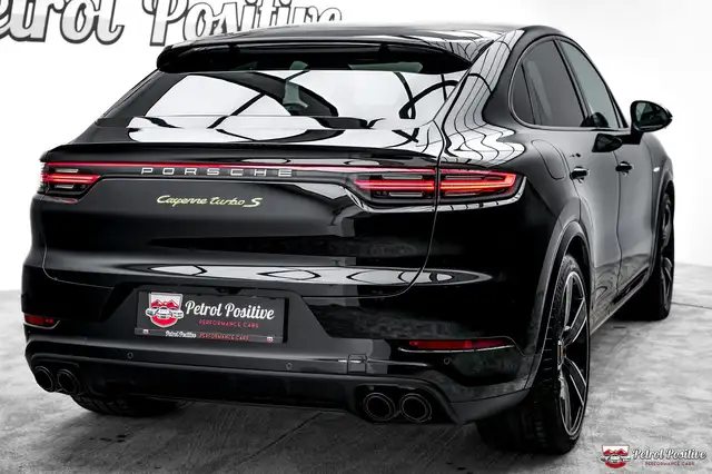 Porsche Cayenne Coupe Turbo S E-Hybrid PHEV Top Ausstattung / Ers Ansicht 21