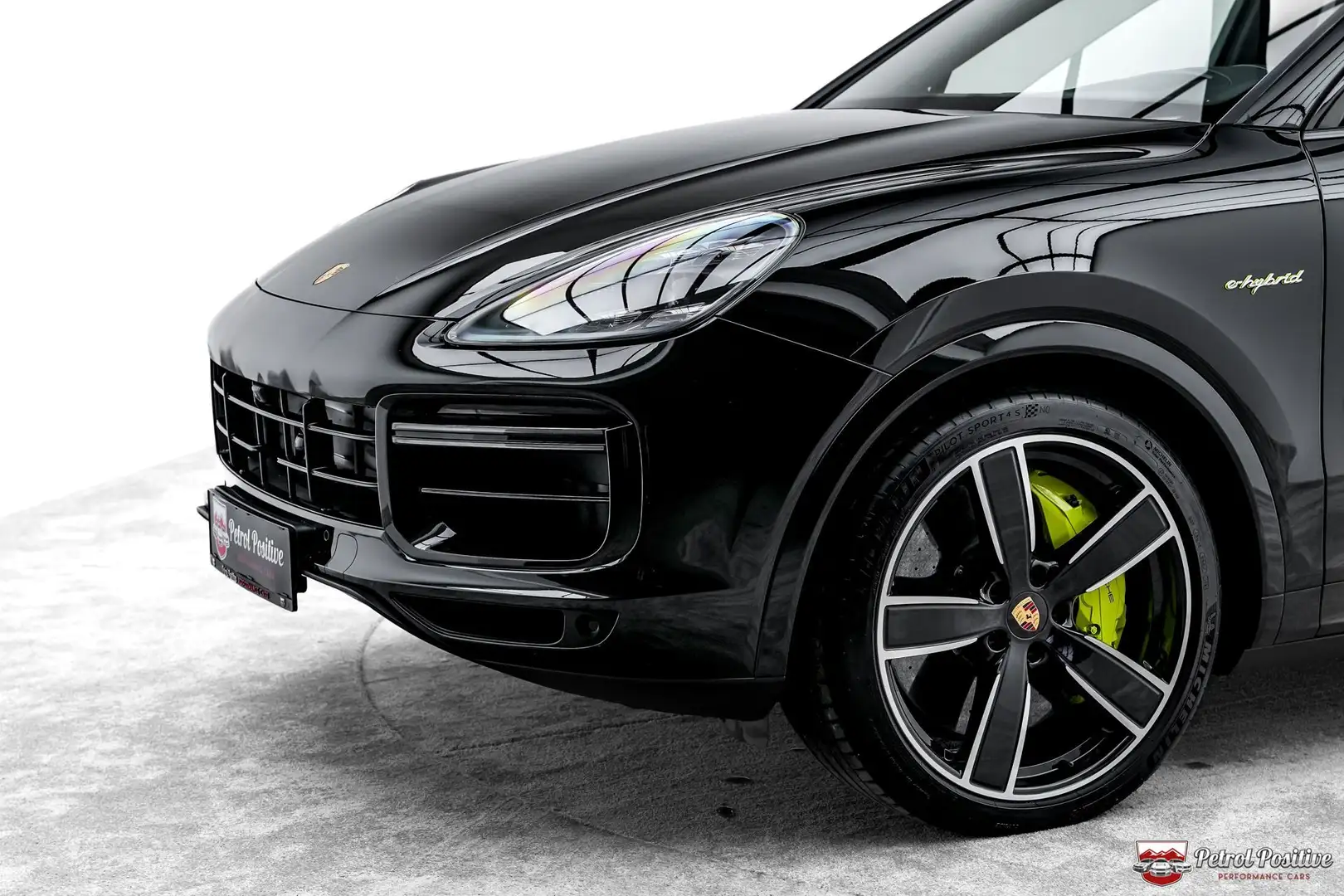 Porsche Cayenne Coupe Turbo S E-Hybrid PHEV Top Ausstattung / Ers Schwarz - 2