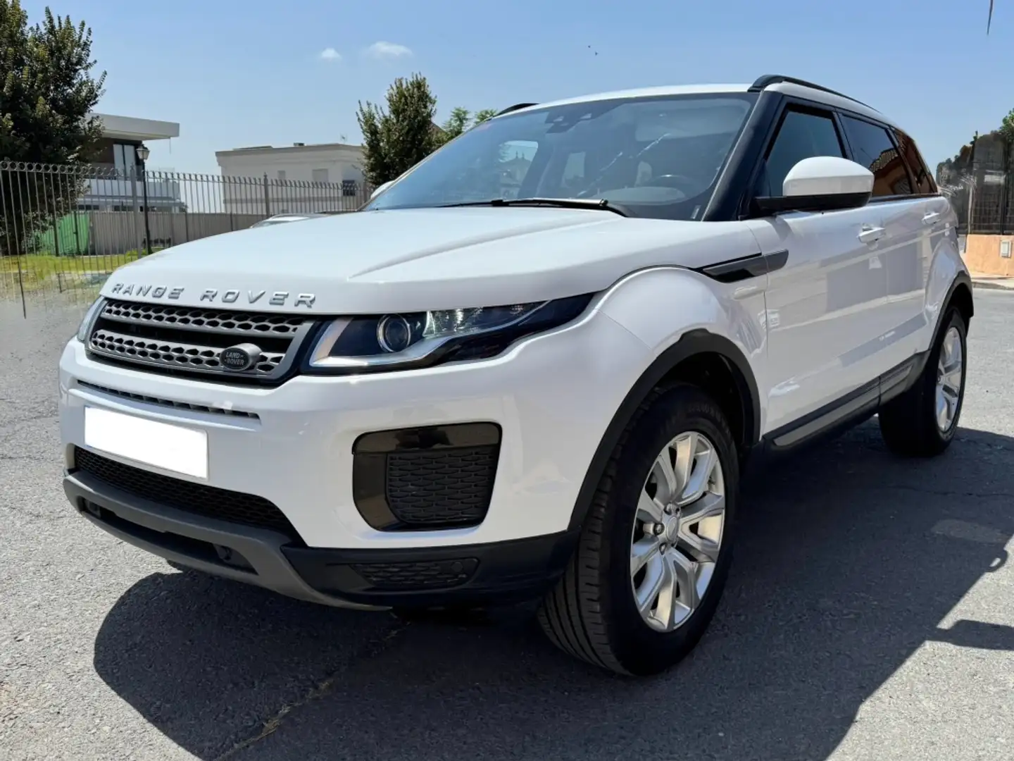 Land Rover Range Rover Evoque 2.0TD4 Pure 4WD Aut. 150 Blanco - 2