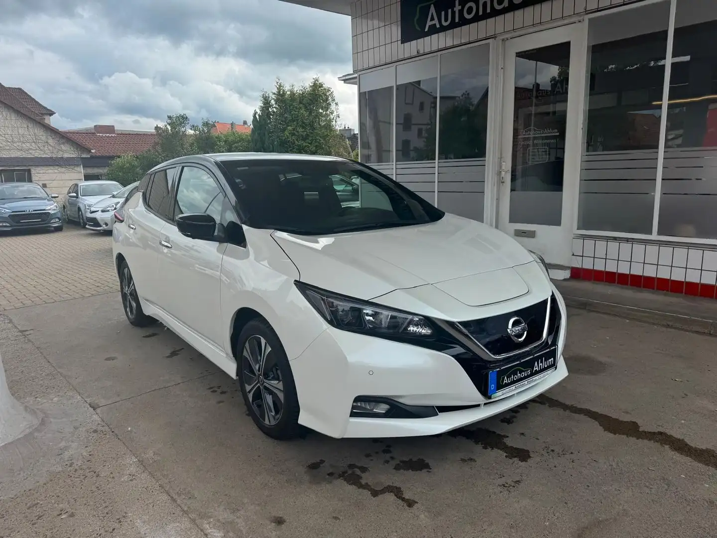 Nissan Leaf Basis Kamera Klima Navi MFL SHZG Schwarz - 1