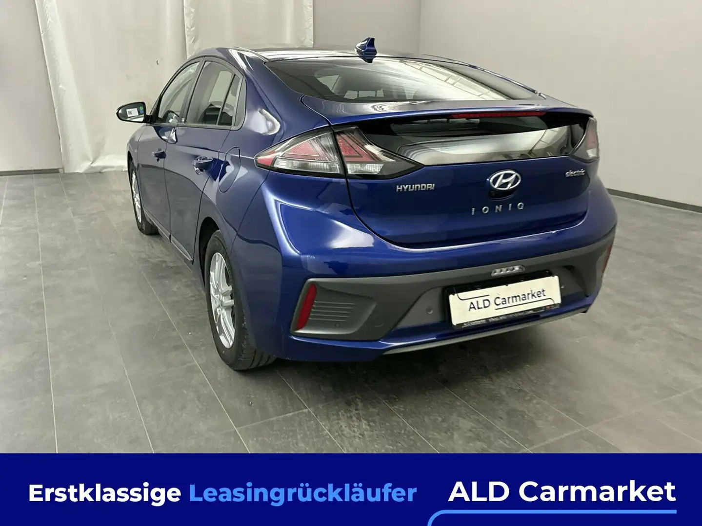 Hyundai IONIQ Elektro Trend Limousine, 5-türig, Direktantrieb, 1 Blau - 2