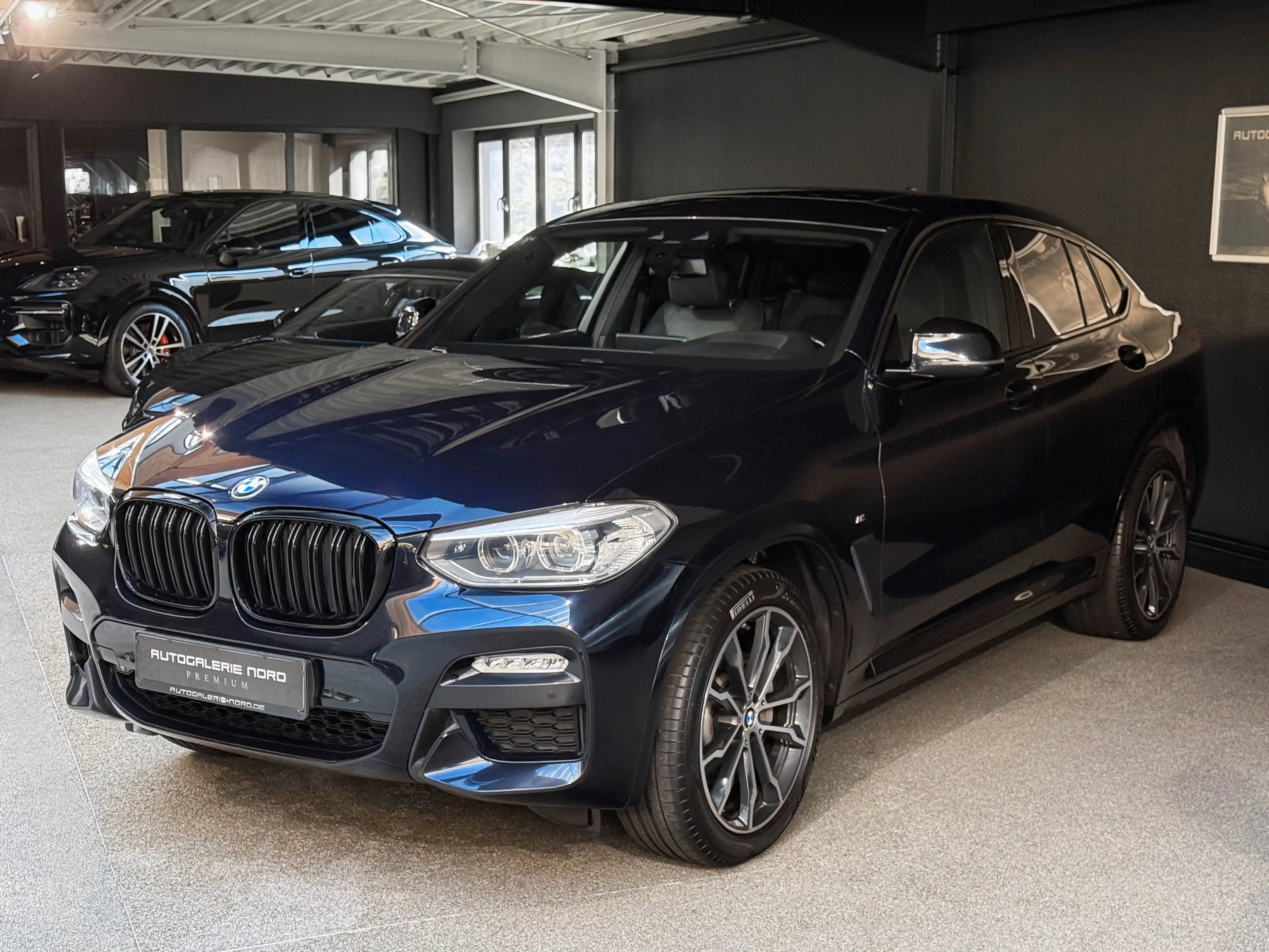 BMW X4 xDrive25 d M Sport Pano+Shadow+Business+20° — photo 2