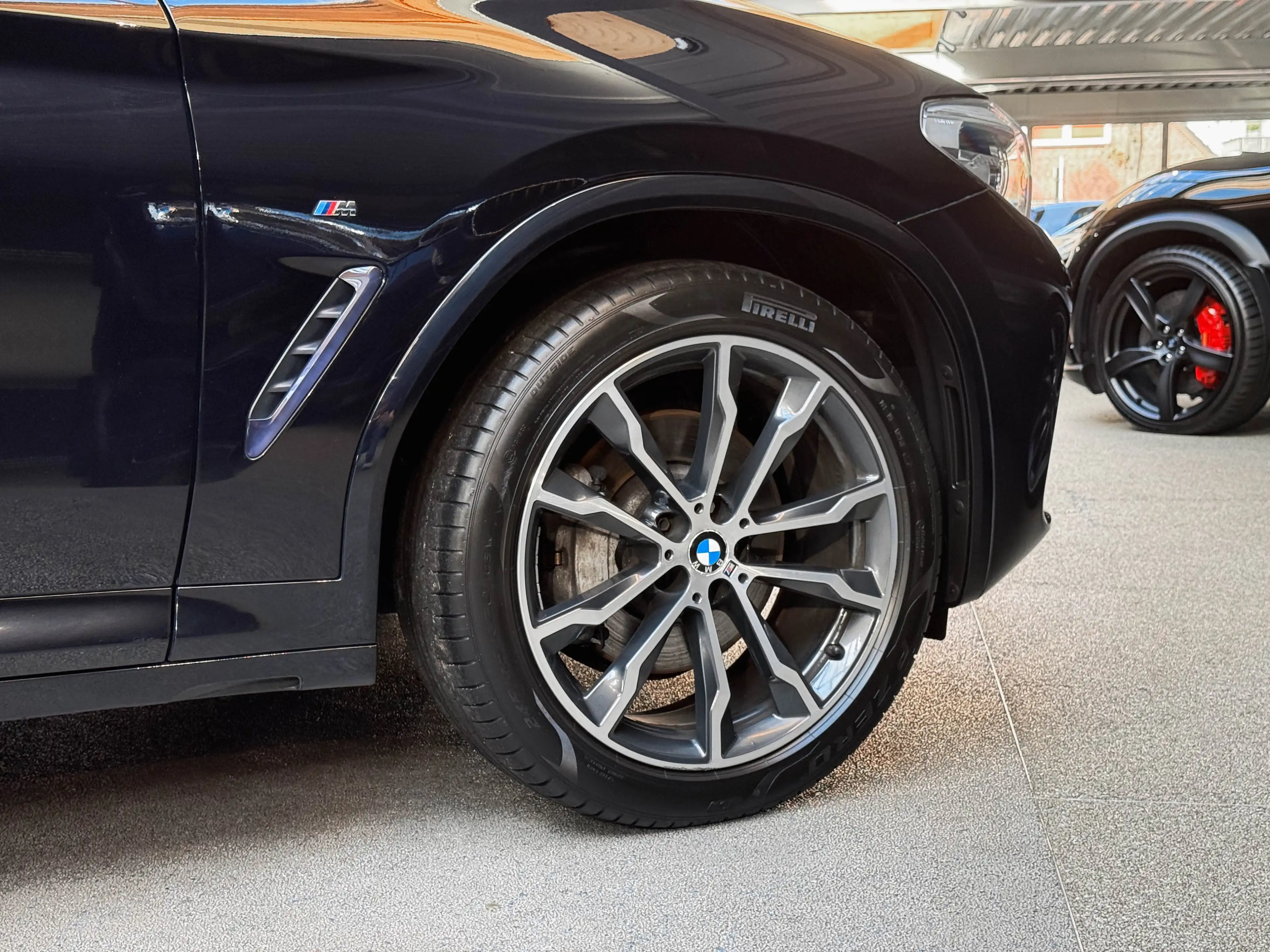 BMW X4 xDrive25 d M Sport Pano+Shadow+Business+20° — photo 6