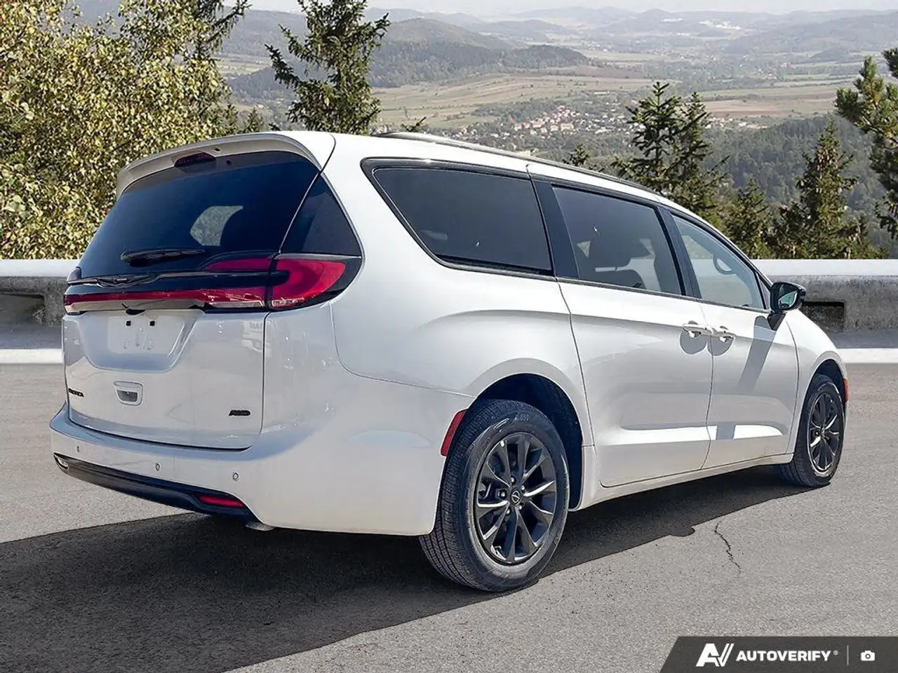 Chrysler Pacifica fotografie Chrysler Pacifica