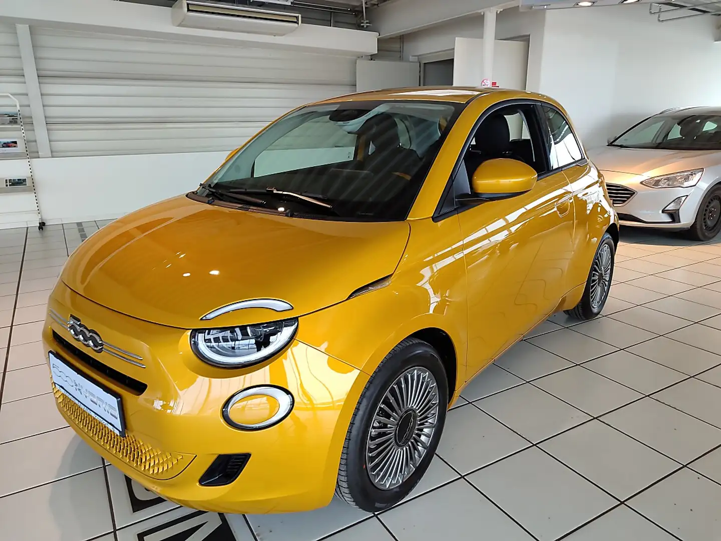 Fiat 500 Hatchback Hybrid Torino Orange - 1