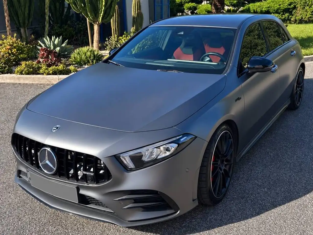 Mercedes-Benz A 35 AMG