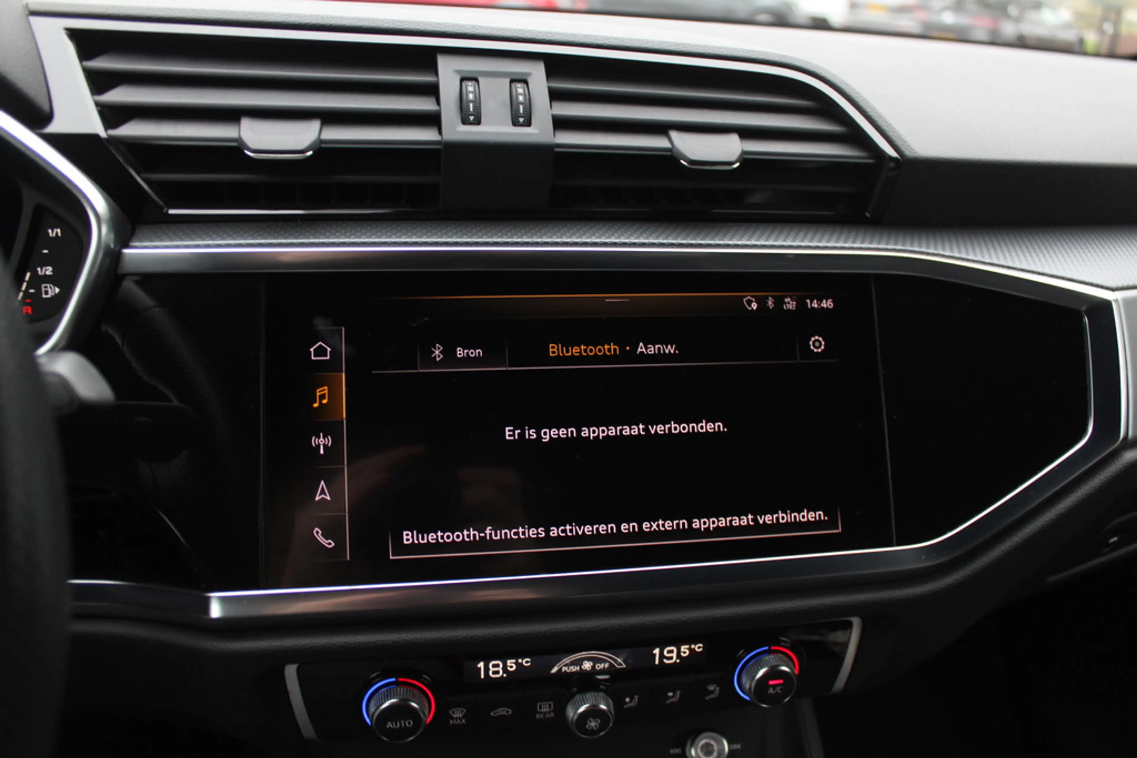 Audi Q3 35 TFSI S Line / CarPlay / Parkeerhulp V+A / 18'' — photo 22