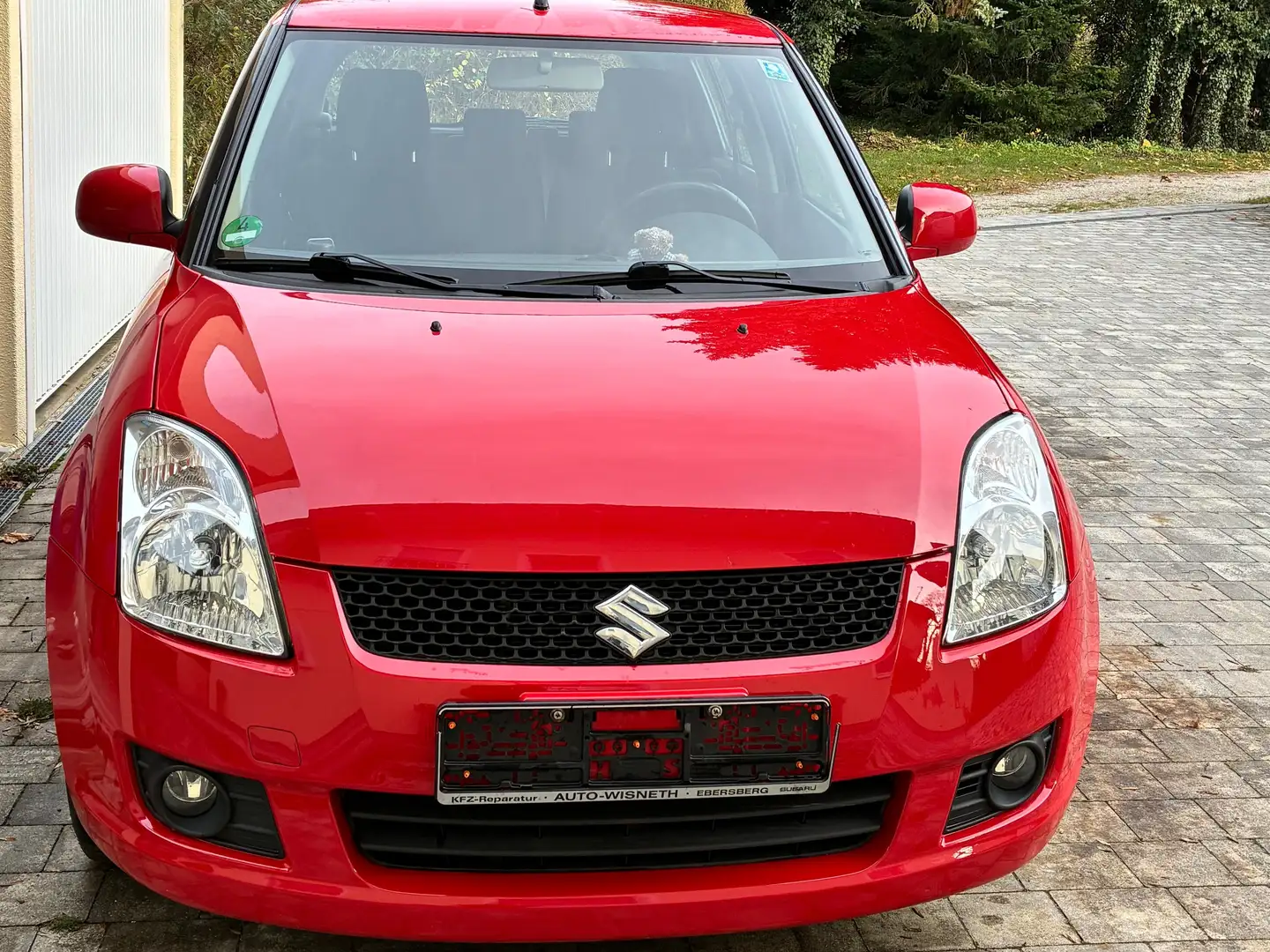 Suzuki Swift Swift Fließheck  5-Türer 1.3 Comfort Rot - 1