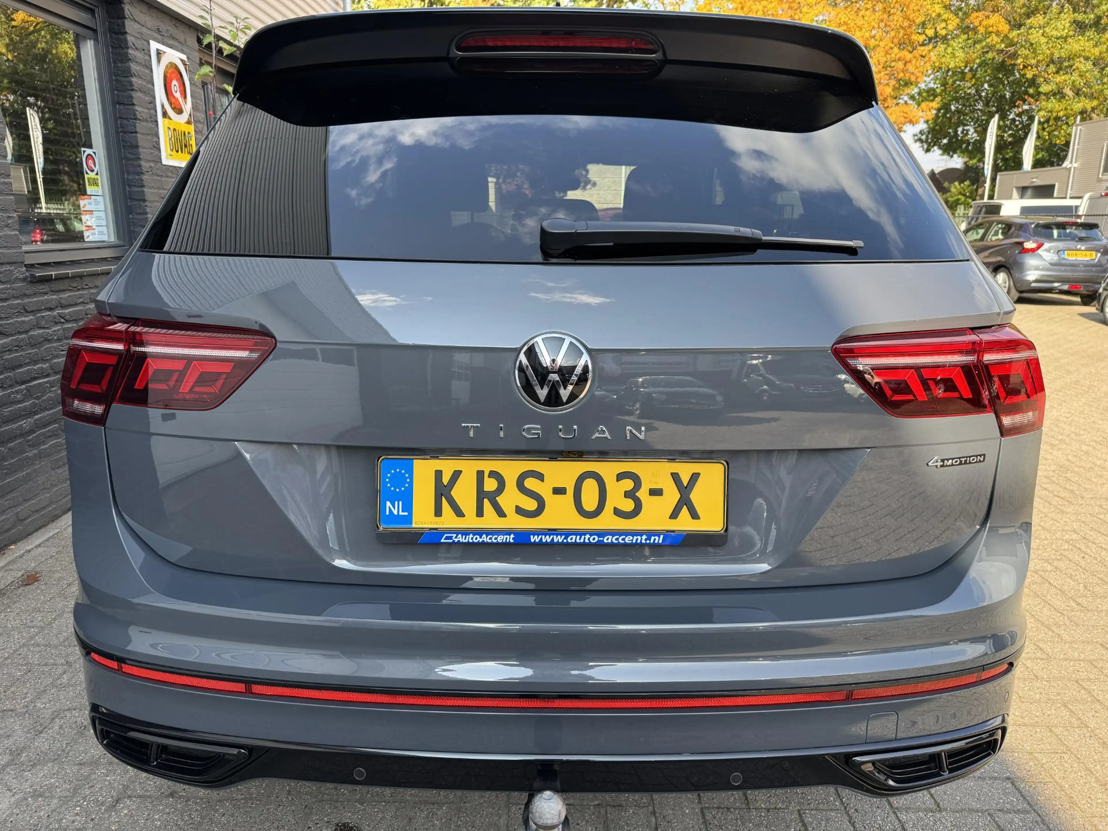 Volkswagen Tiguan 2.0 TSI 4Motion R-Line 245PK Pano/Trekhaak/115dkm — photo 17