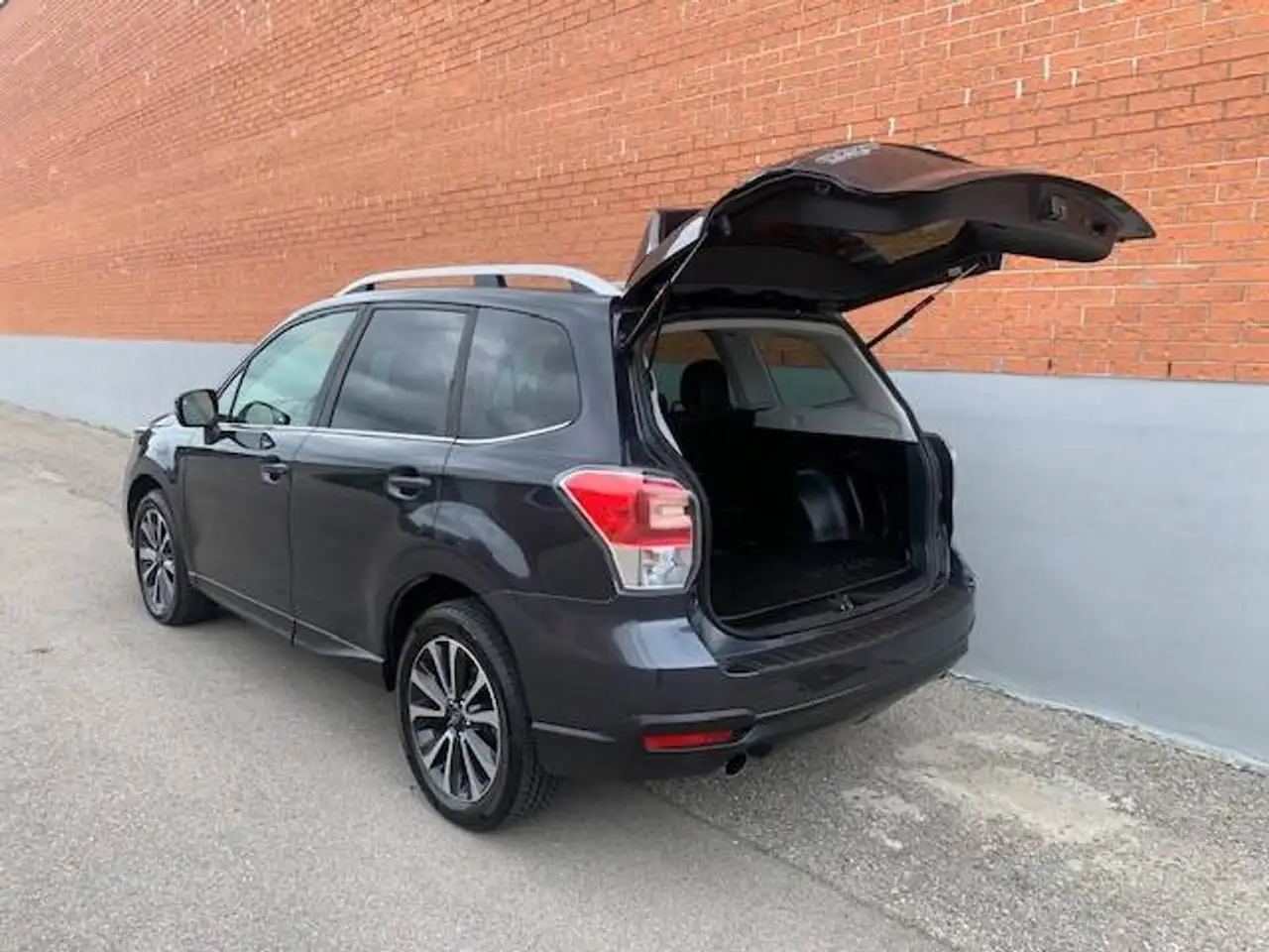 Subaru Forester photo Subaru Forester