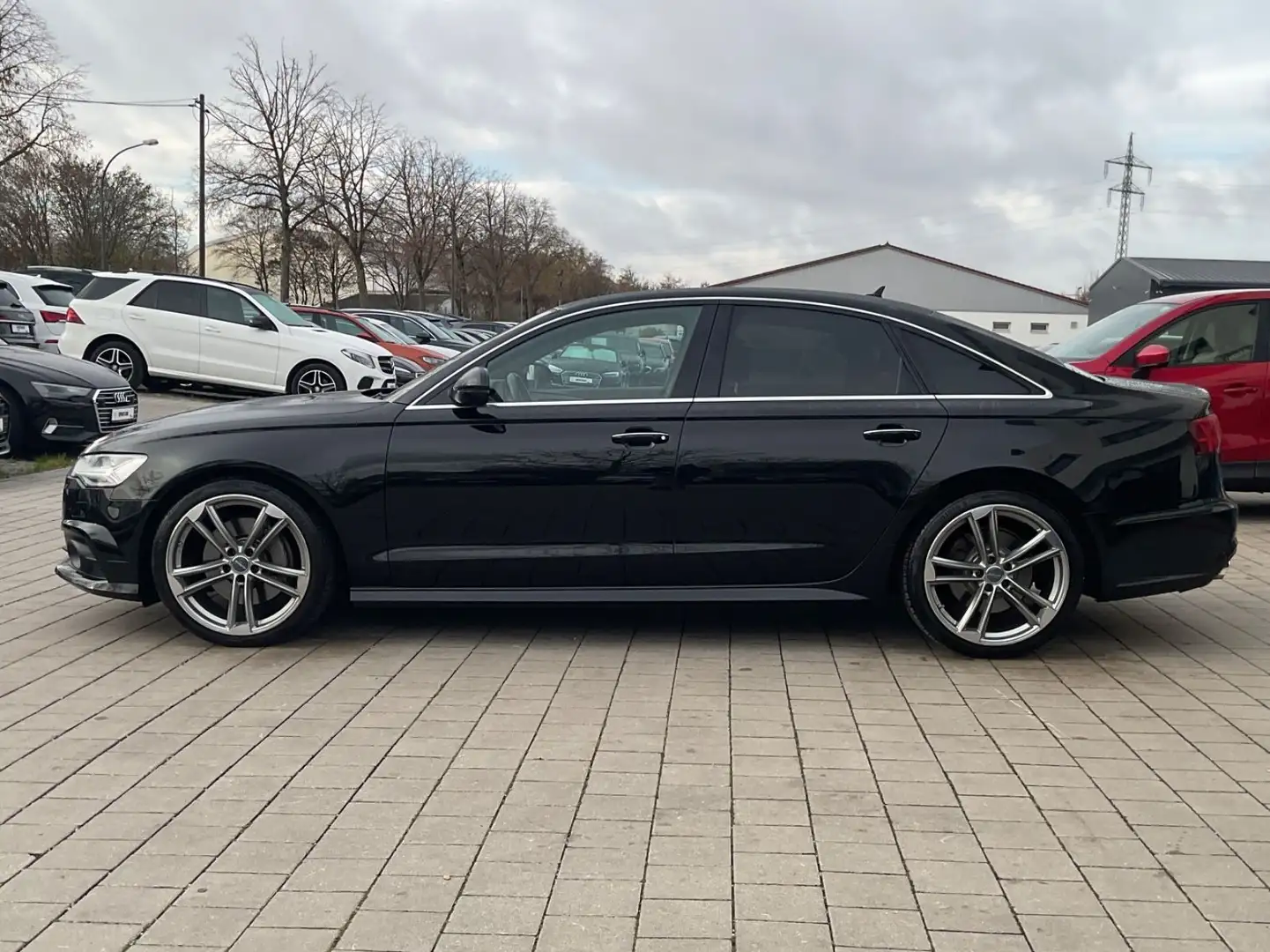 Audi A6 Lim. 3.0 TDI quattro S-tr. ACC Lane 20 Zoll Schwarz - 2