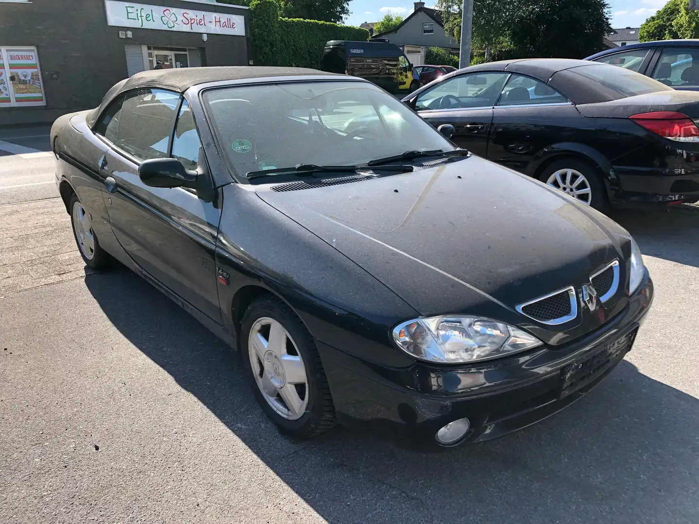 Renault Megane Cabriolet 1.4 Чёрный - 2