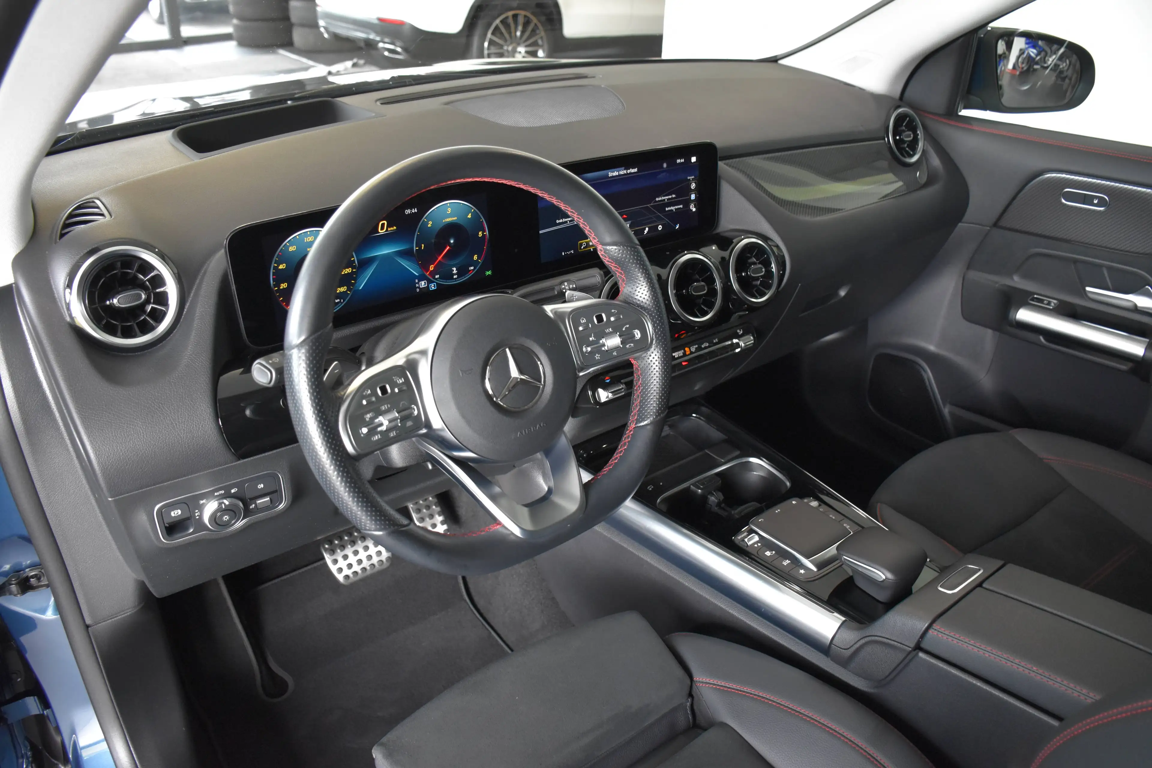 Mercedes-Benz GLA 220 GLA 220 d 4Matic 8G-DCT AMG LINE" — photo 12