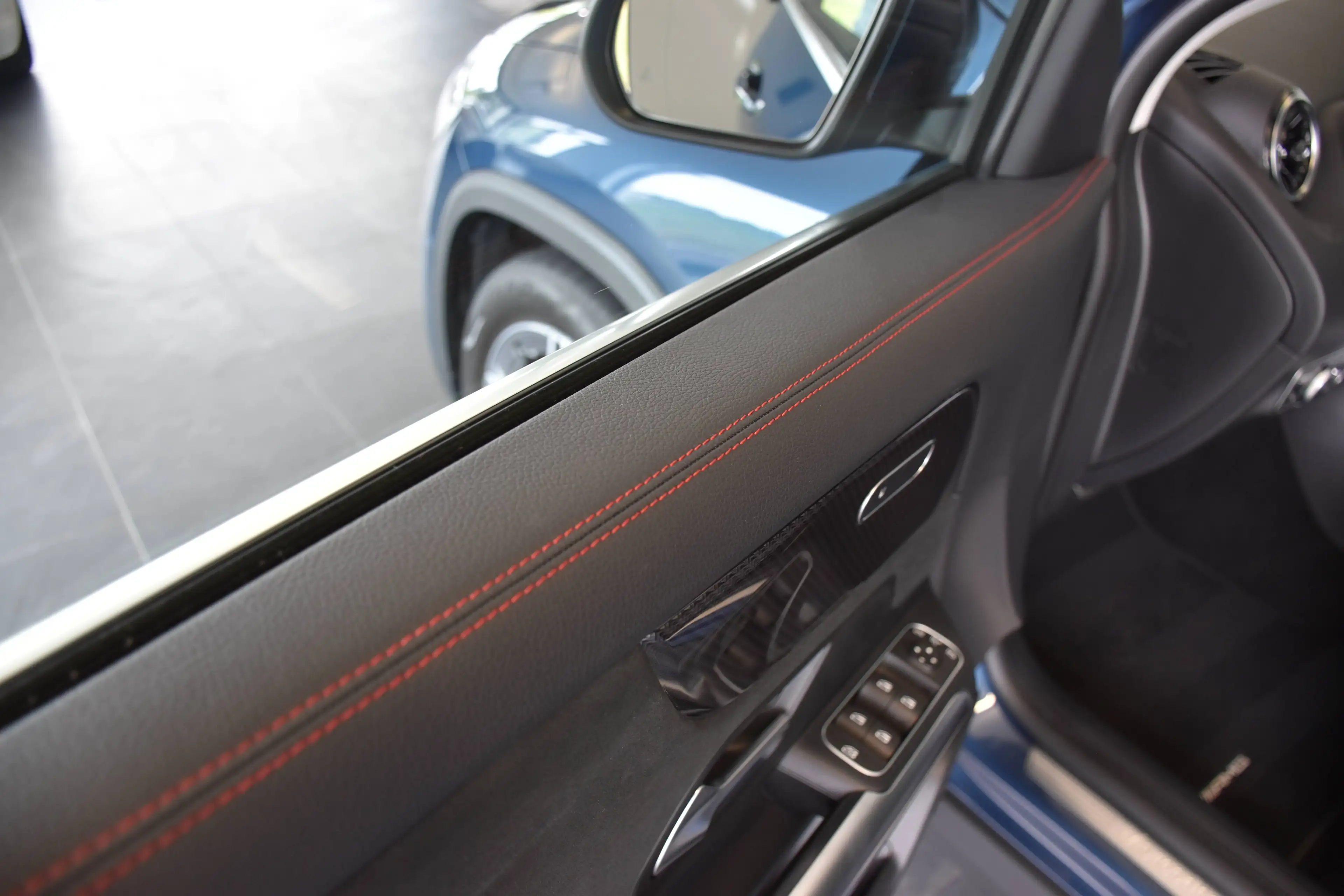 Mercedes-Benz GLA 220 GLA 220 d 4Matic 8G-DCT AMG LINE" — photo 14