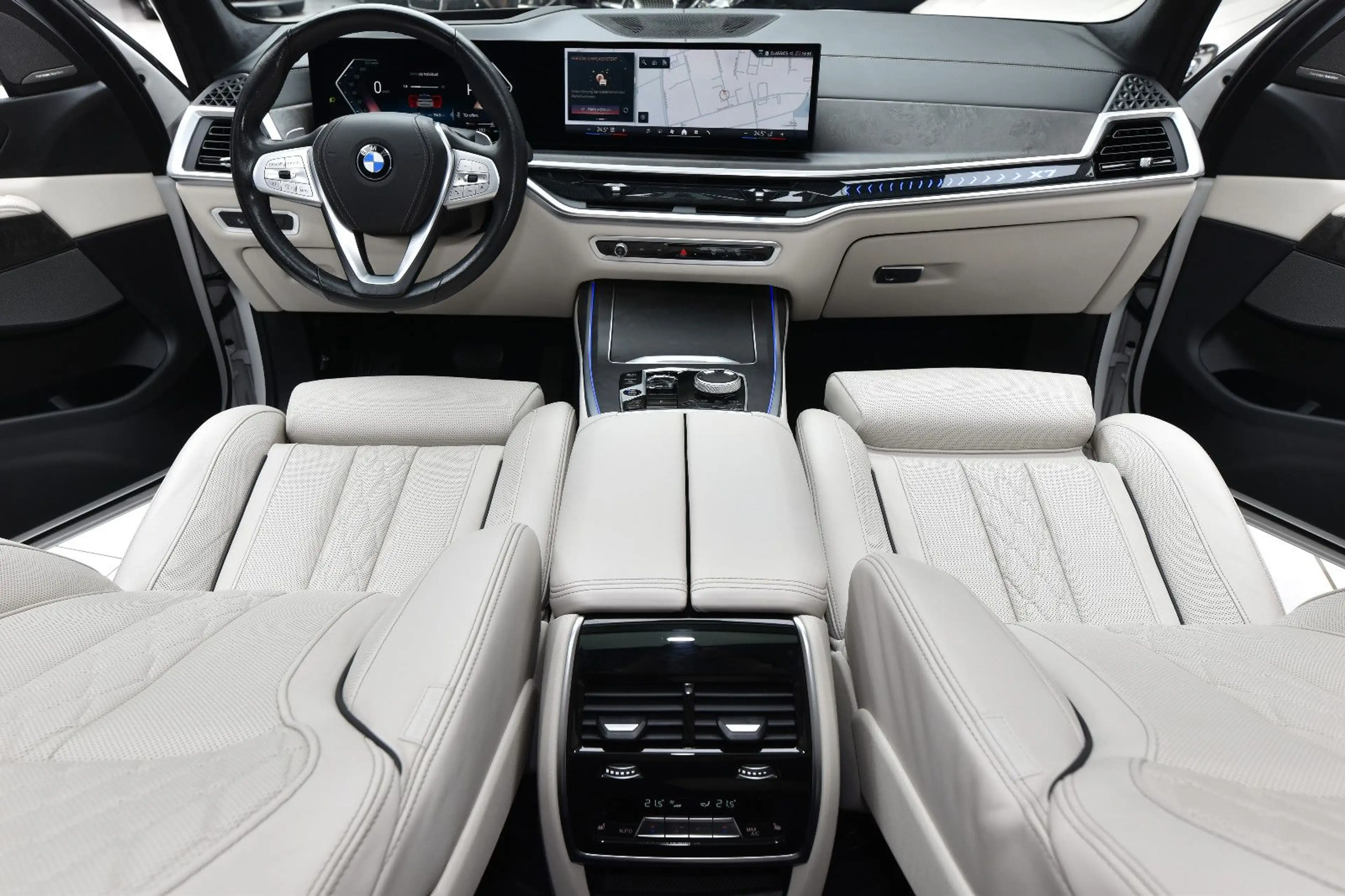 BMW X7 xDrive 40i *Exclusive* Sky Lounge* Individual — photo 4