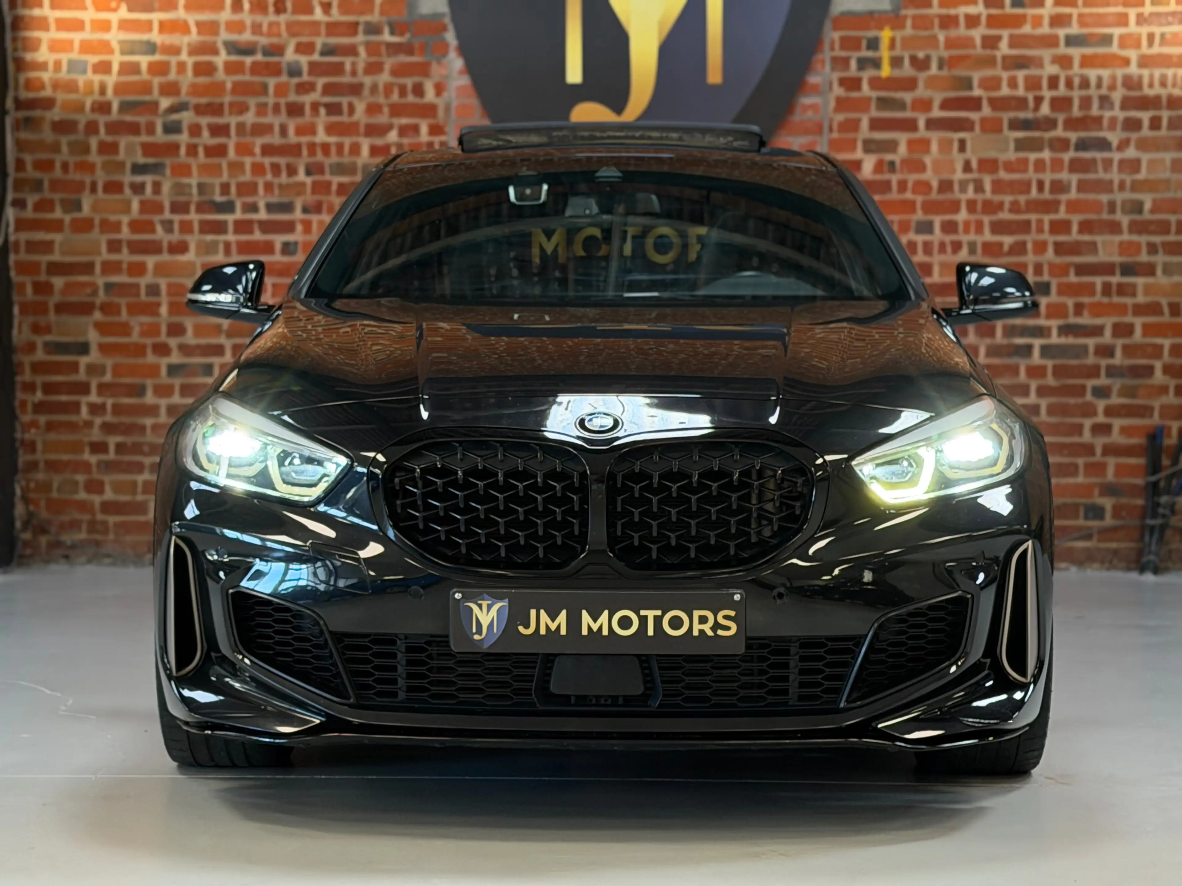 BMW 135 i M xDrive M Performance — photo 2