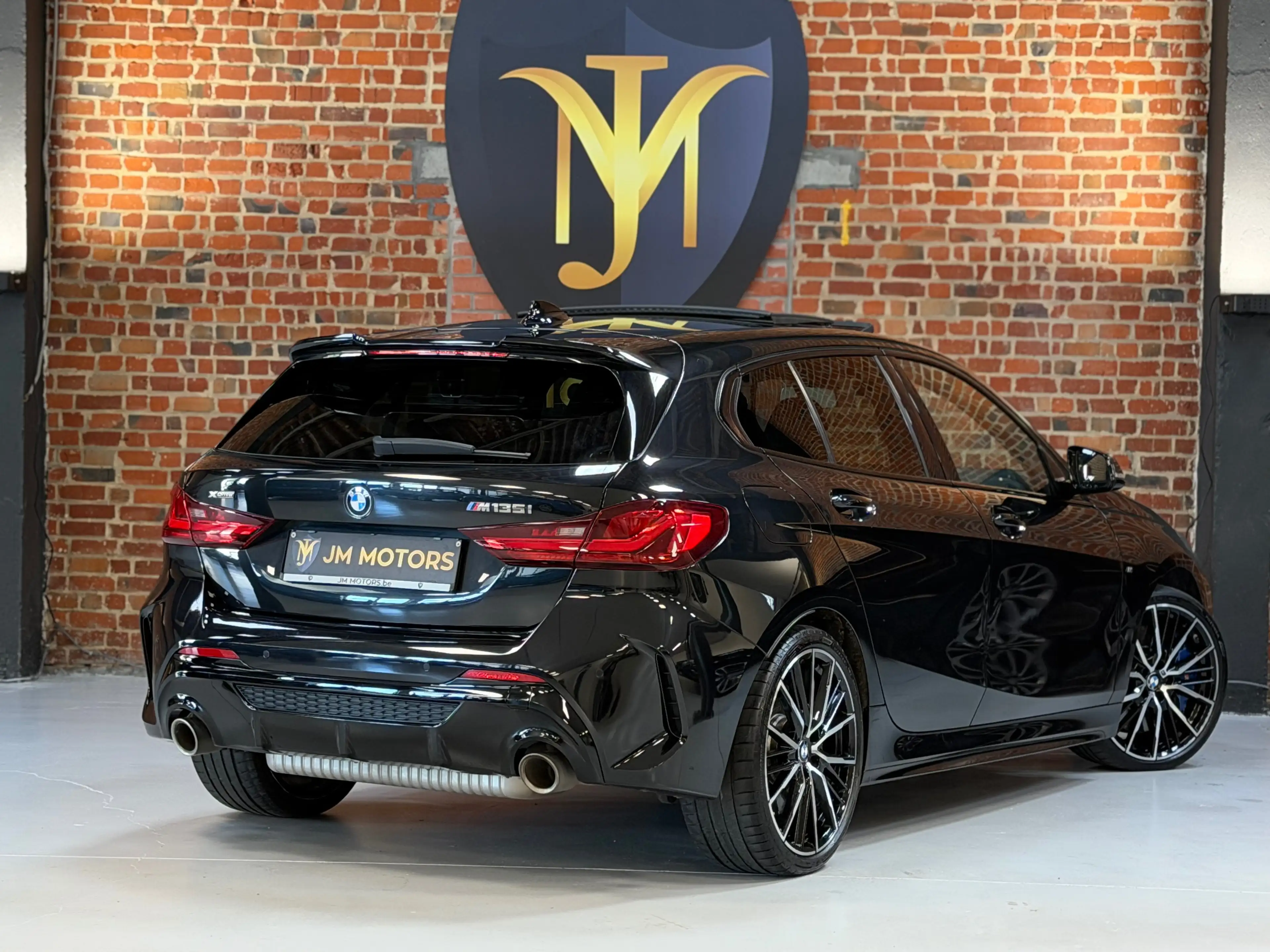 BMW 135 i M xDrive M Performance — photo 8