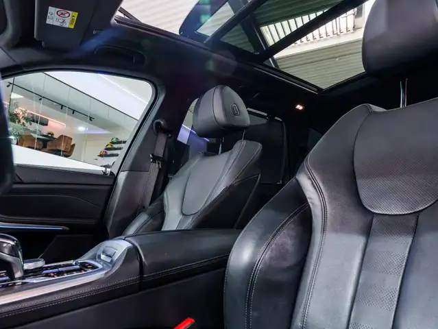 BMW X5 view 13