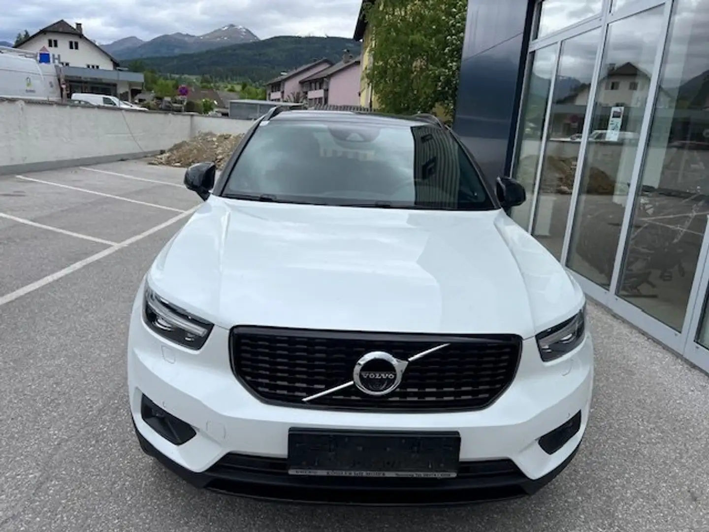 Volvo XC40 R Design AWD *117.000km* Blanc - 2