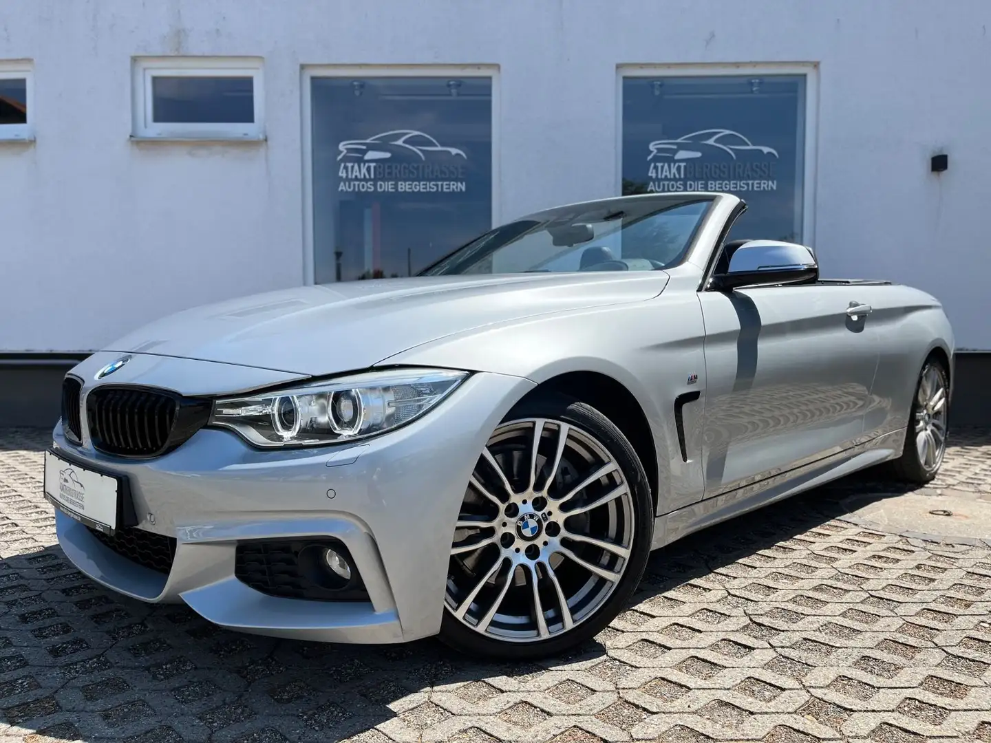 BMW 435 i Cabrio AUT M-Paket Leder Navi HUD - 1. Hand Silver - 2