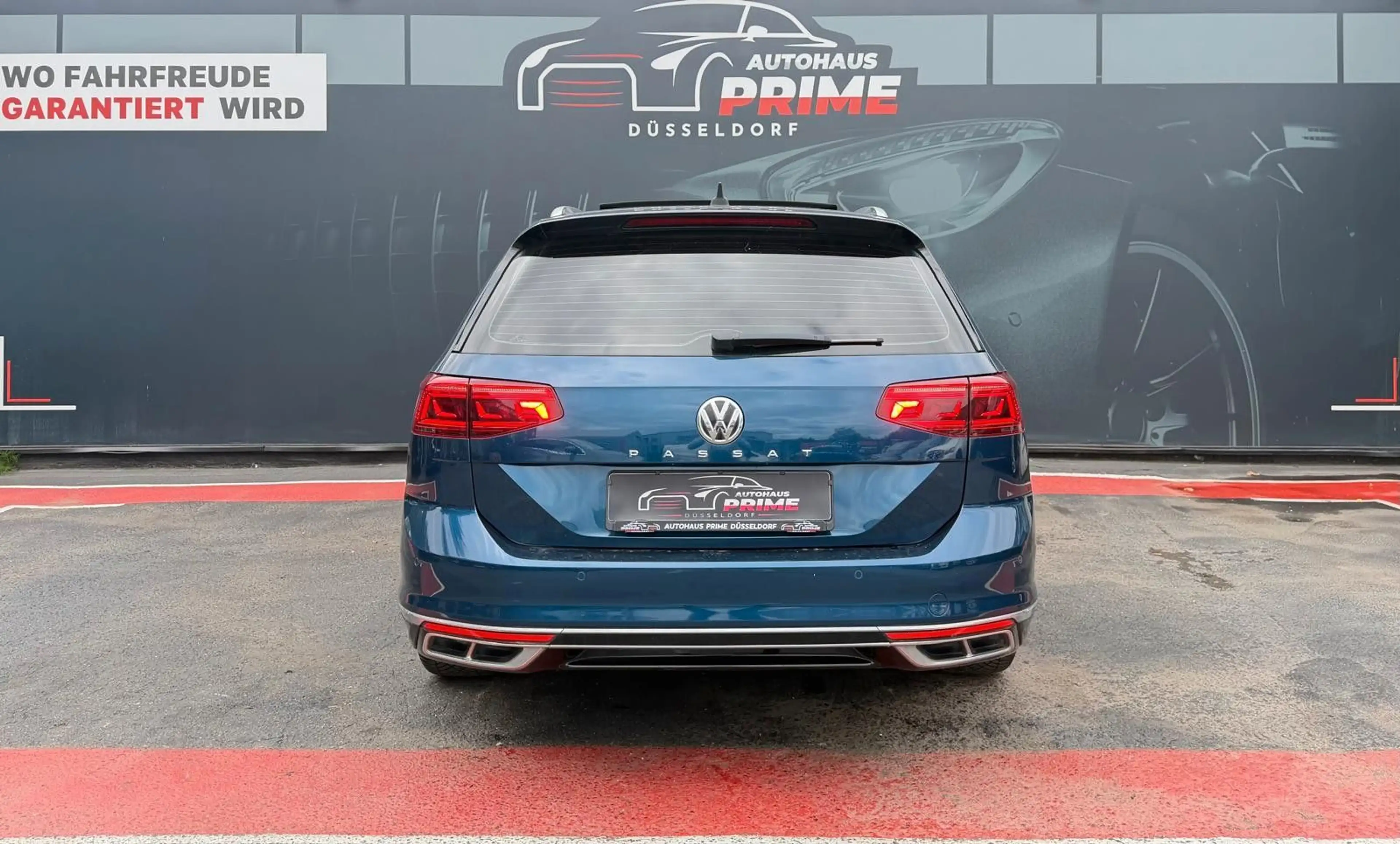 Volkswagen Passat Variant R-line*Virtual*Pano*ACC*Unfallfre — photo 6
