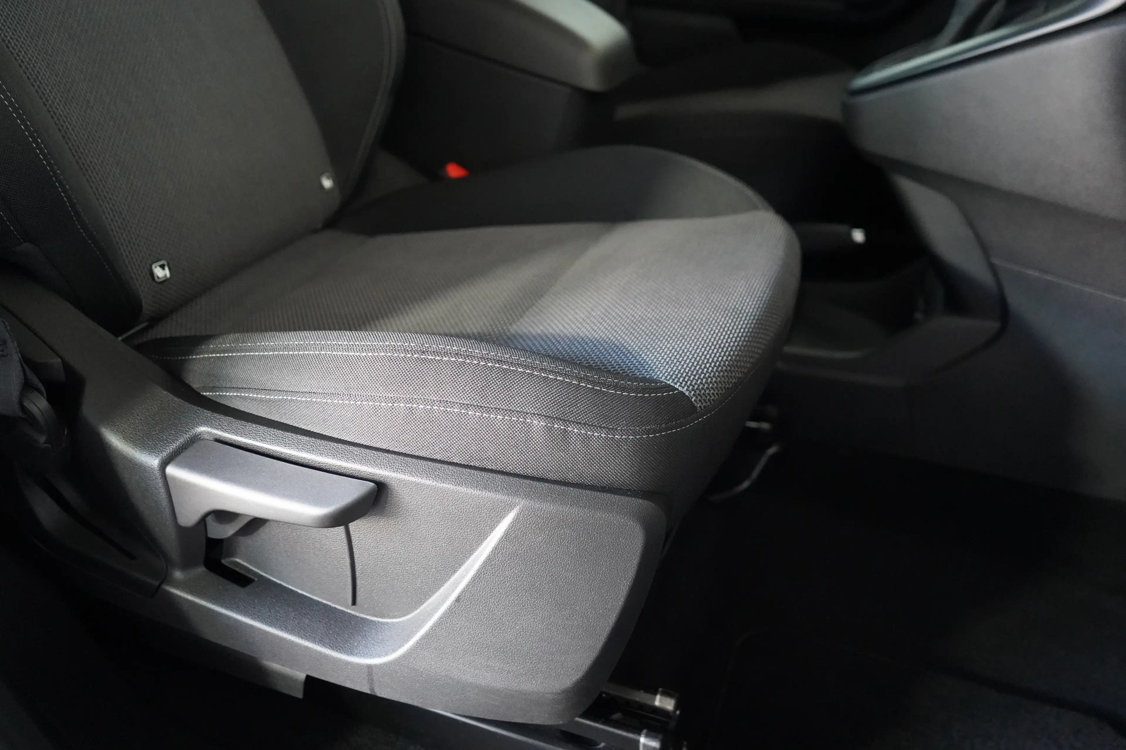 Mercedes-Benz Citan 113 Tourer standard PRO LED+RFK+SHZ — photo 15