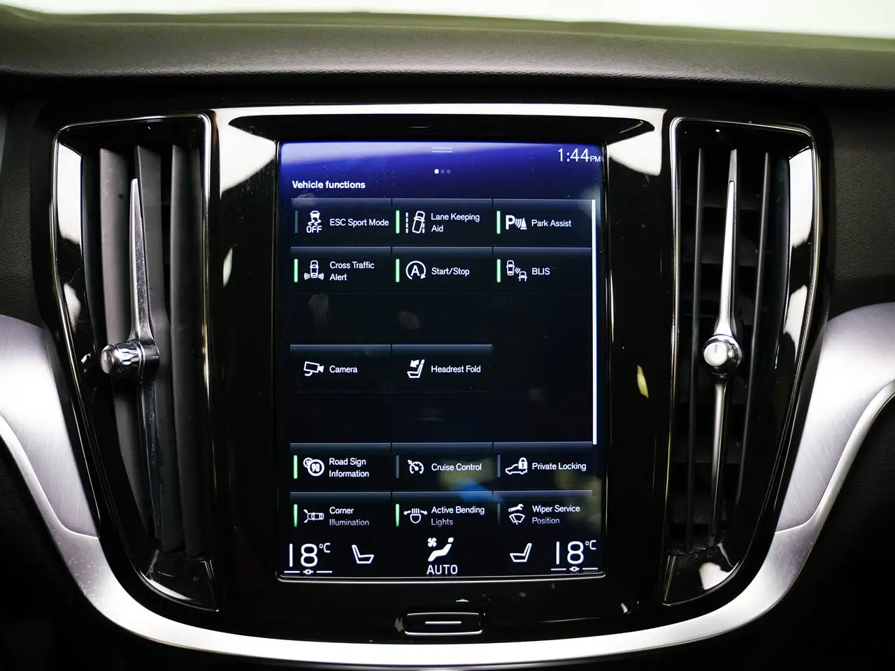 Volvo S60 снимка Volvo S60