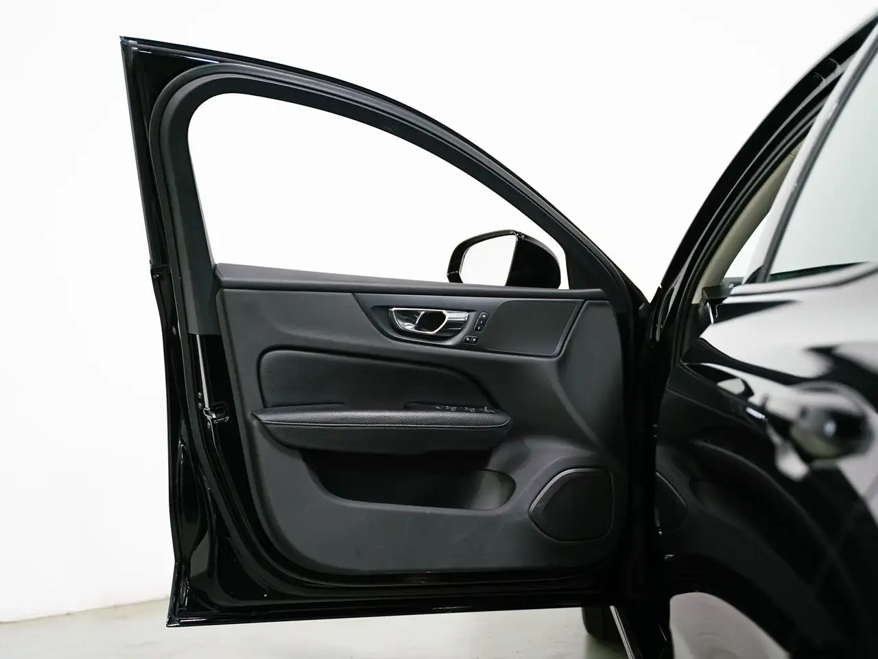 Volvo S60 снимка Volvo S60