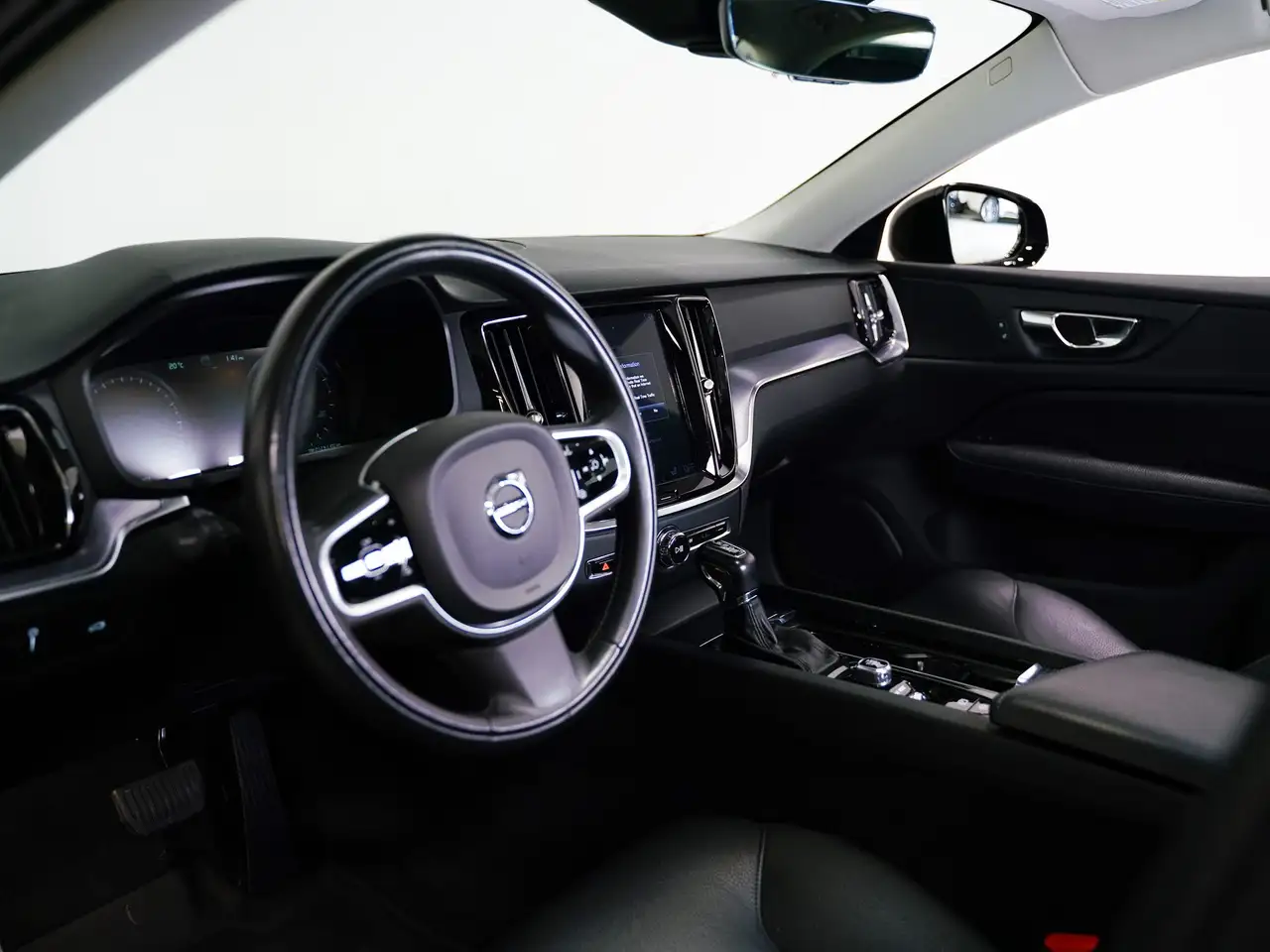Volvo S60 снимка Volvo S60