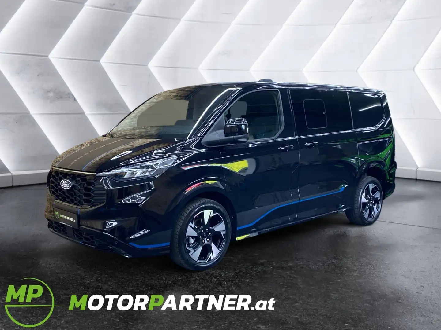 Ford Transit Custom DoKa L1 ALLRAD **SPORT** Schwarz - 1
