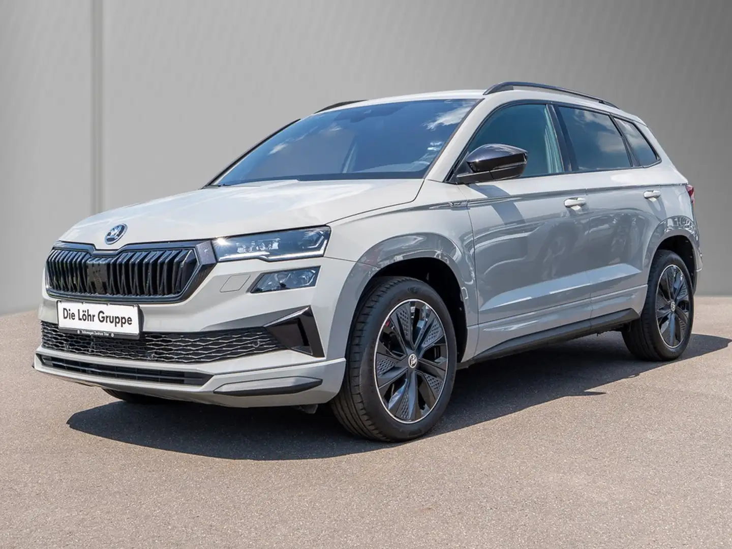 Skoda Karoq 1.5 TSI DSG Sportline AHK, Matrix Grau - 2
