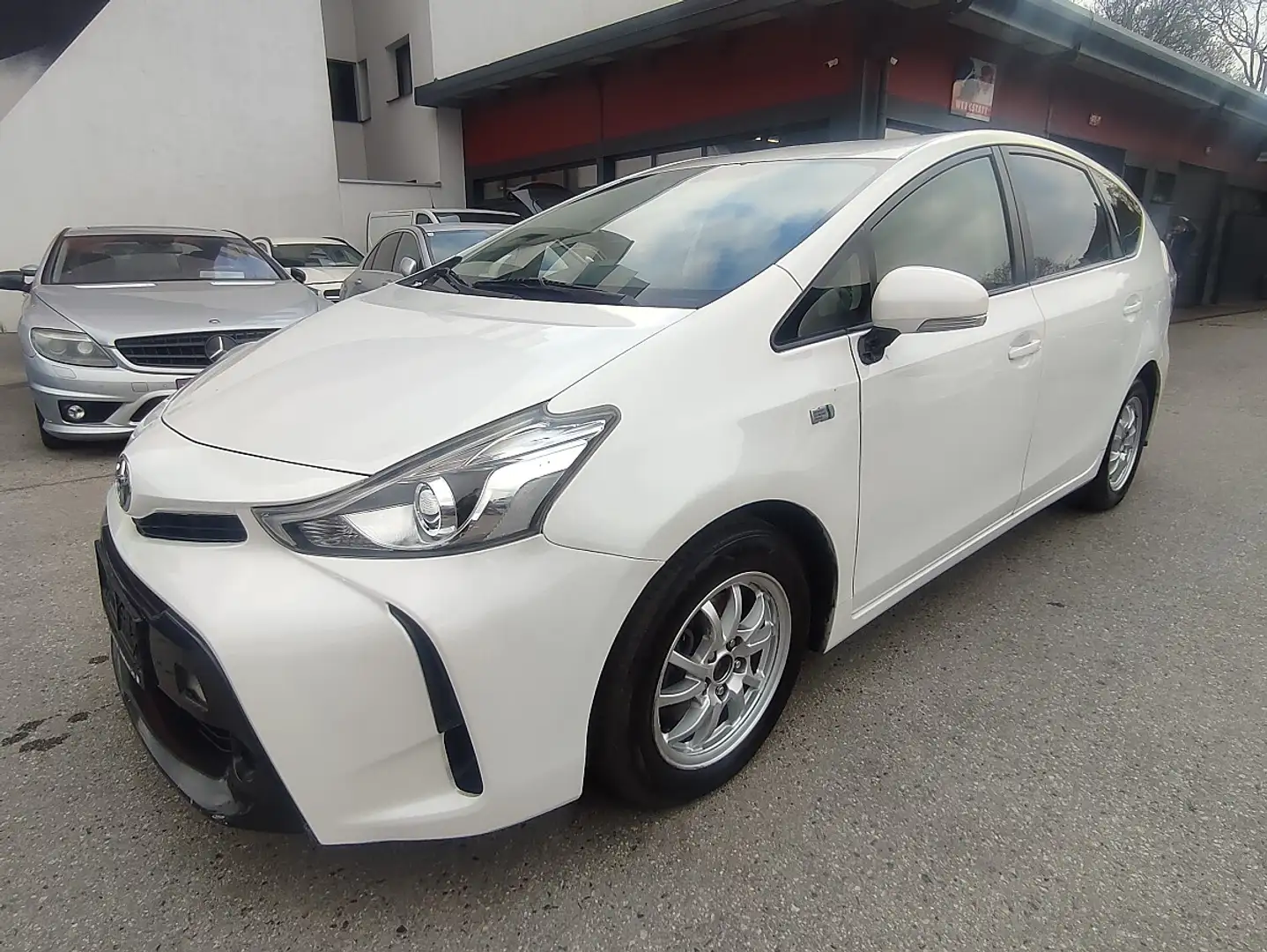 Toyota Prius + Plus 1,8 VVT-i Hybrid Premium "Taxi" Weiß - 2