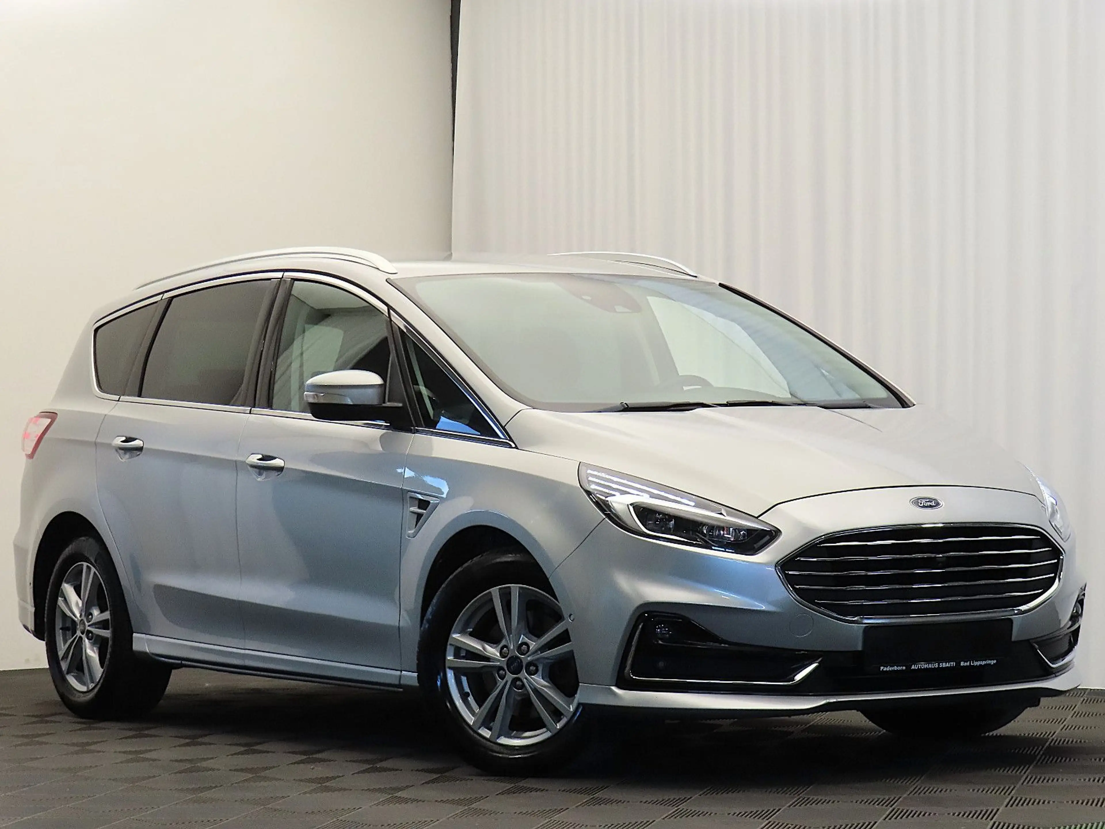 Ford S-Max Titanium Automatik (7 Sitze, AHK, Kamera) — photo 5