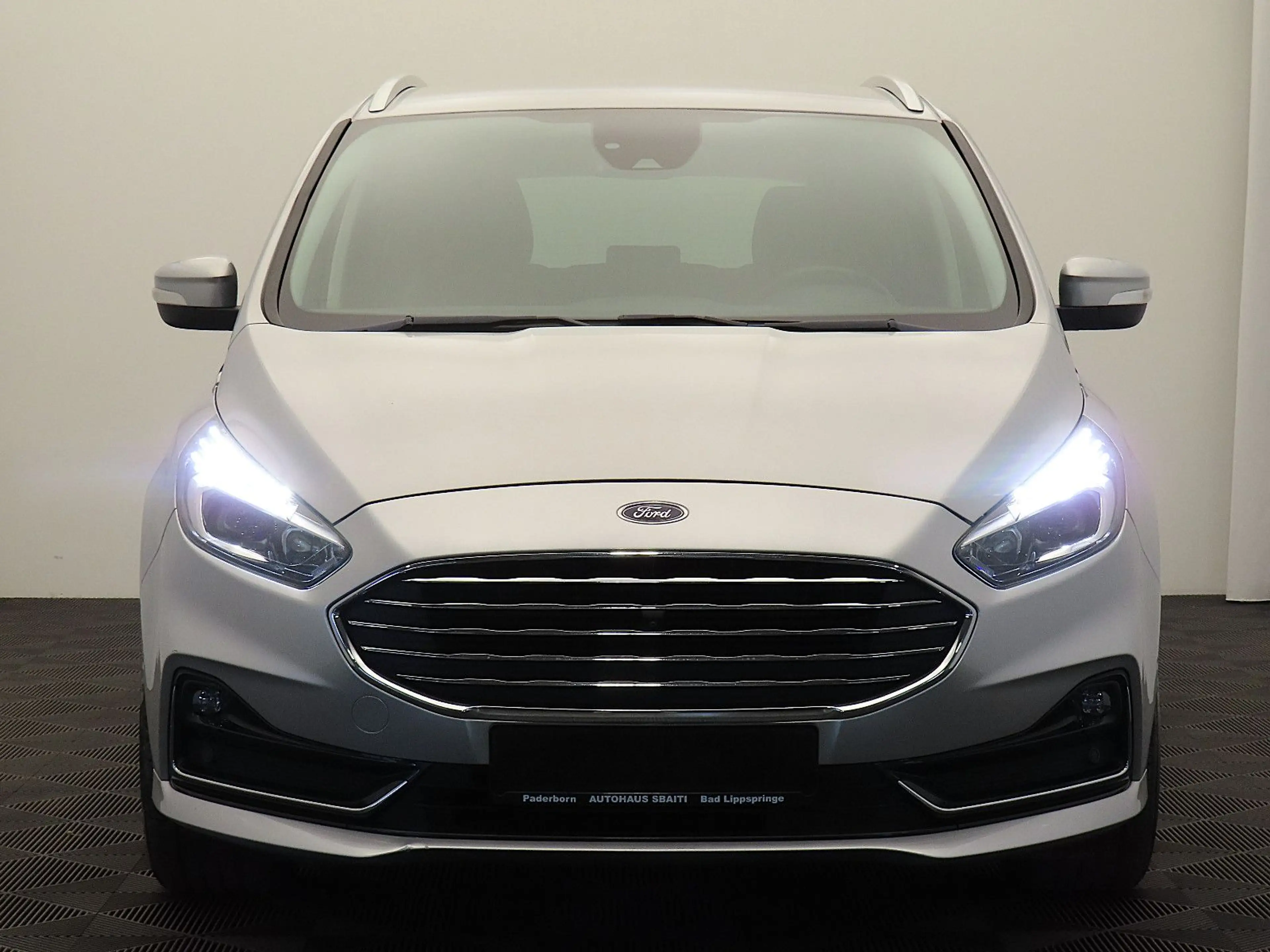 Ford S-Max Titanium Automatik (7 Sitze, AHK, Kamera) — photo 2