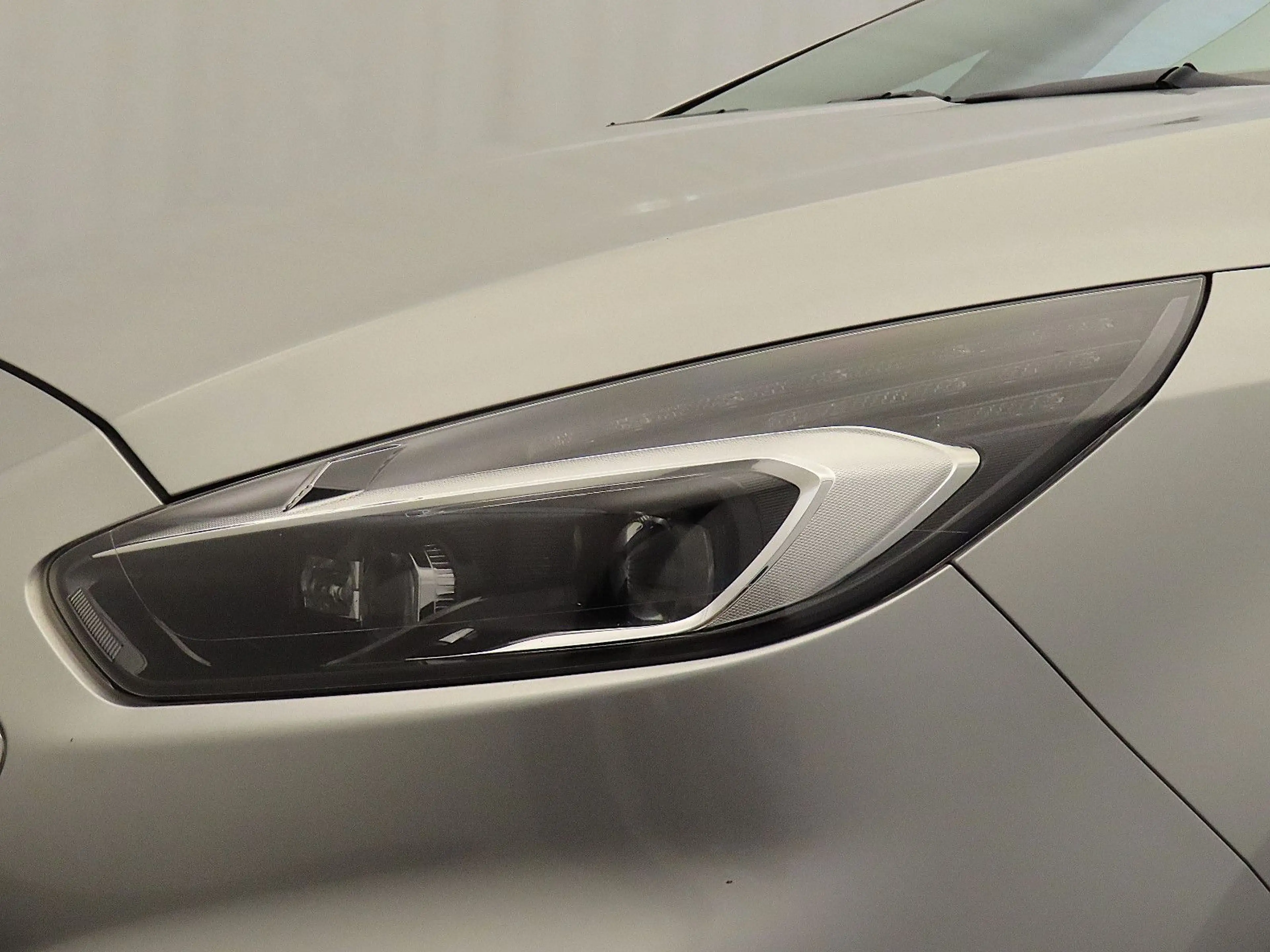 Ford S-Max Titanium Automatik (7 Sitze, AHK, Kamera) — photo 12