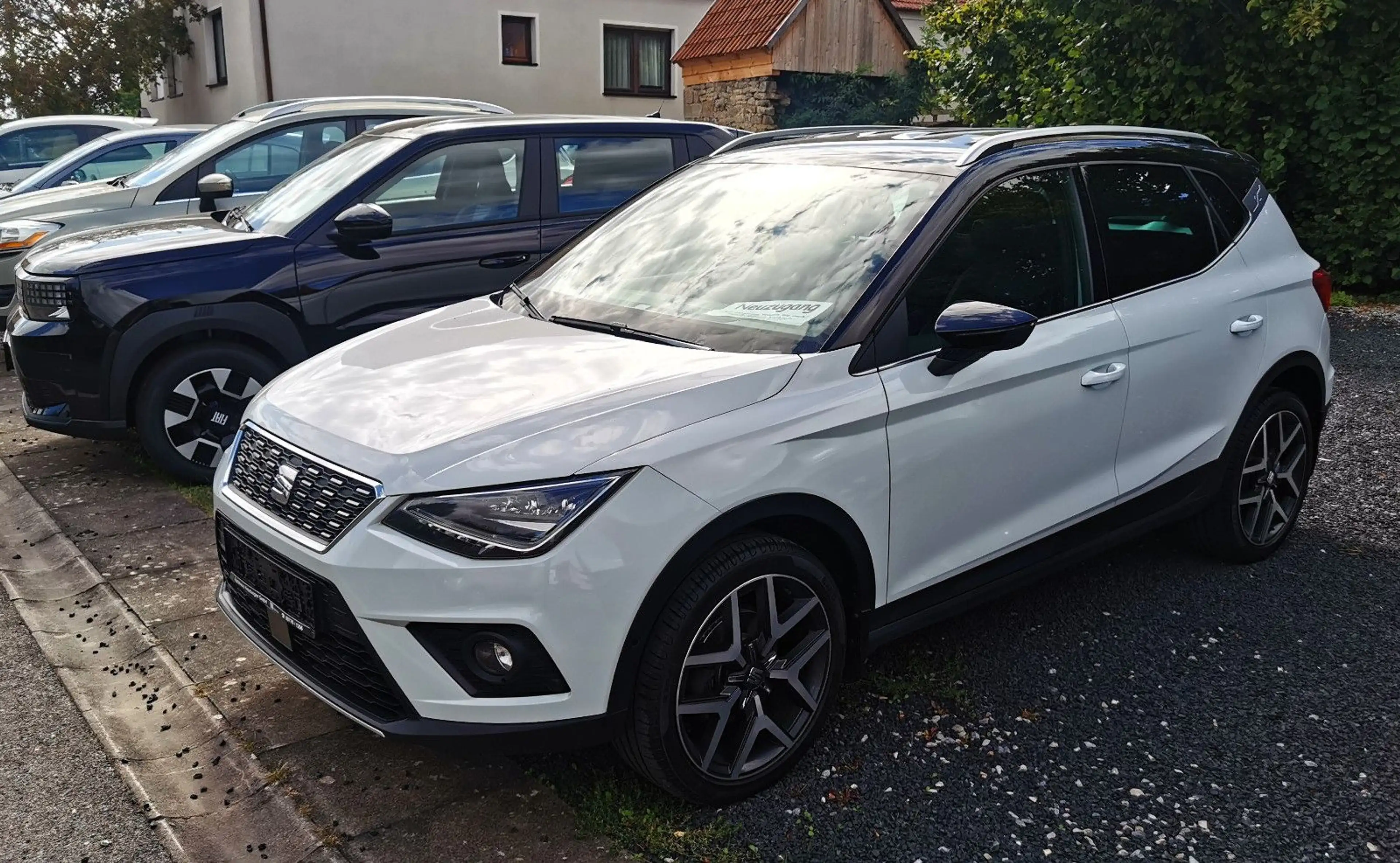 SEAT Arona Xcellence 1.0 TSI 115 PS / AHK / Alufelgen — photo 4