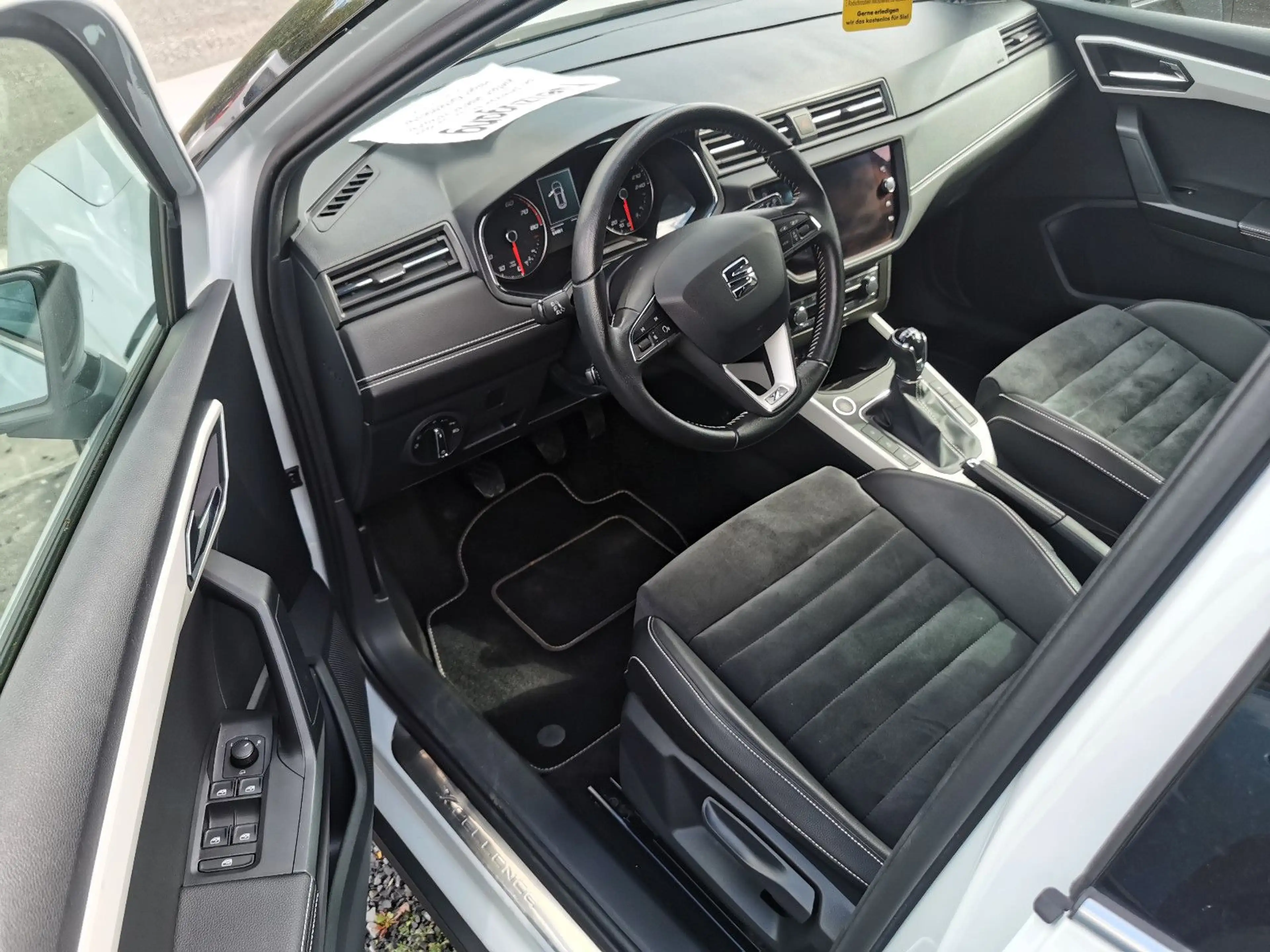 SEAT Arona Xcellence 1.0 TSI 115 PS / AHK / Alufelgen — photo 5