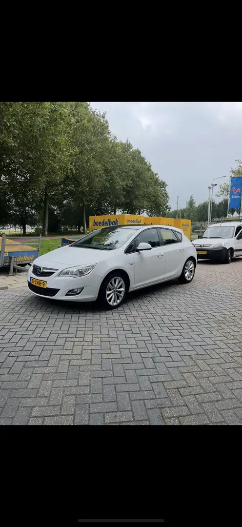 Opel Astra 1.4 Turbo Edition Wit - 2