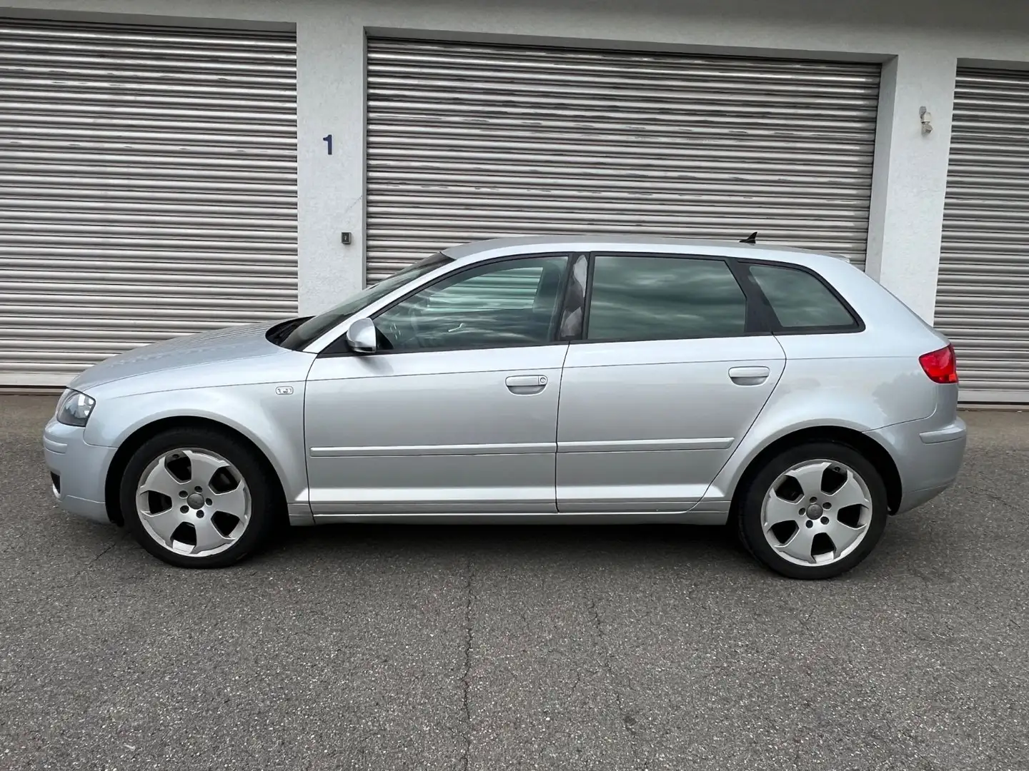 Audi A3 TDI/Sportb/Autom/Sitzh/Tüv 04 2027Nav/Alu 17 Plateado - 2